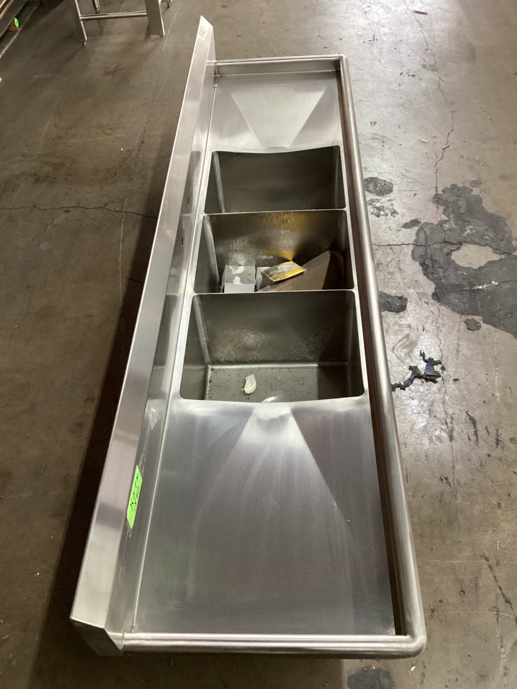 John Boos Stainless Steel Commercial 3-compartment Sink With Double Drainboards And A Backsplash.
