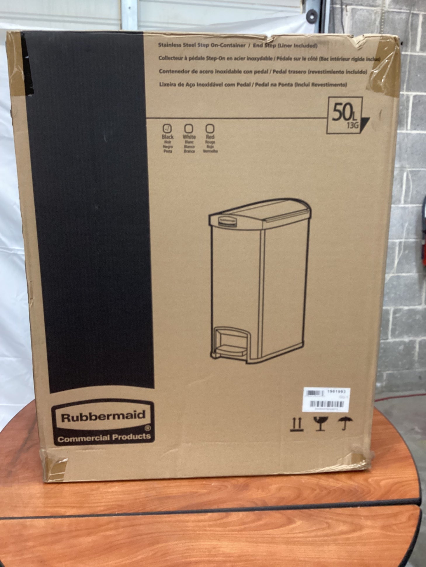 Rubbermaid 13-gallon (50-liter) Slim Jim® Stainless Steel End Step-On Container
