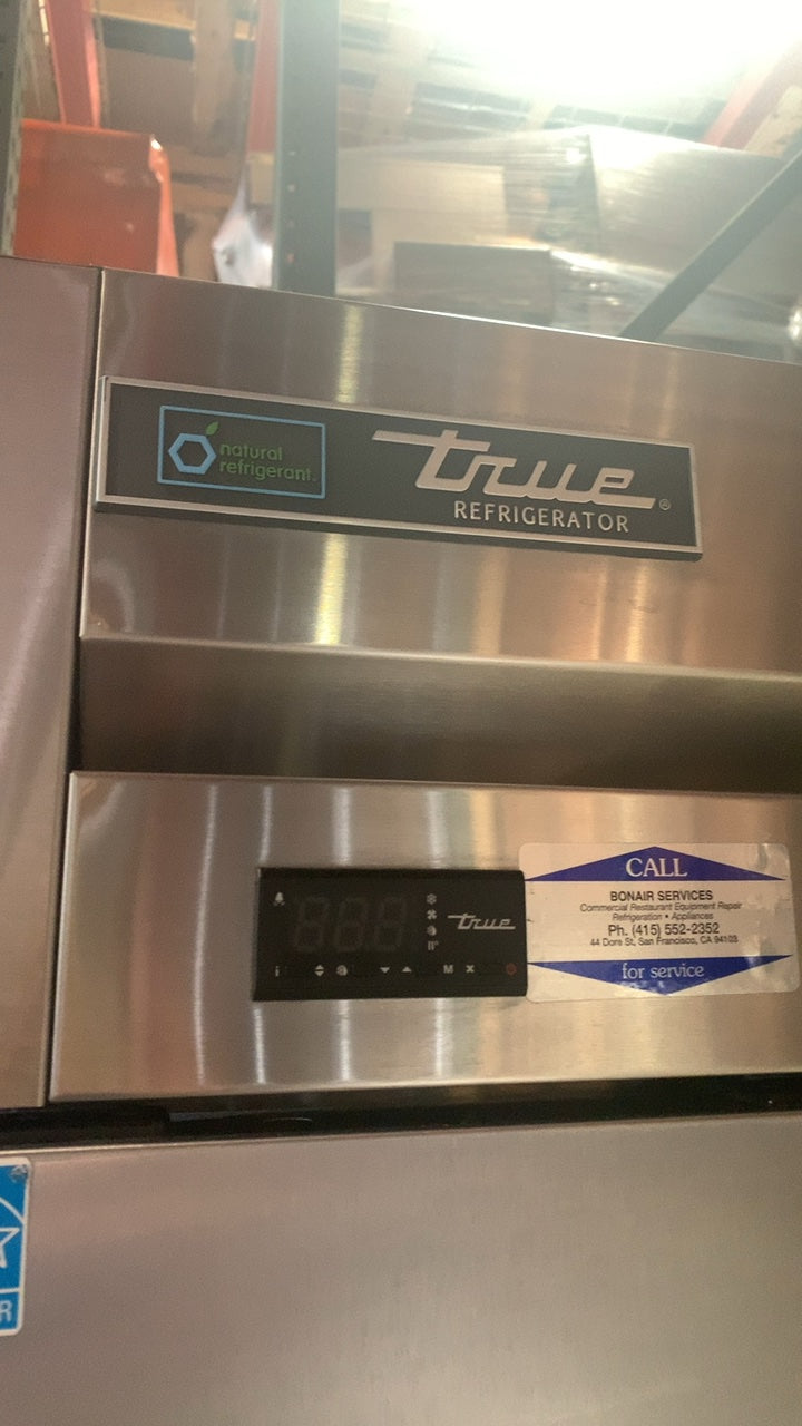 True T-23-HC Refrigerator, Upright Reach-In 1 Solid Swing Door Stainless Steel Digital Display 3 Shelves