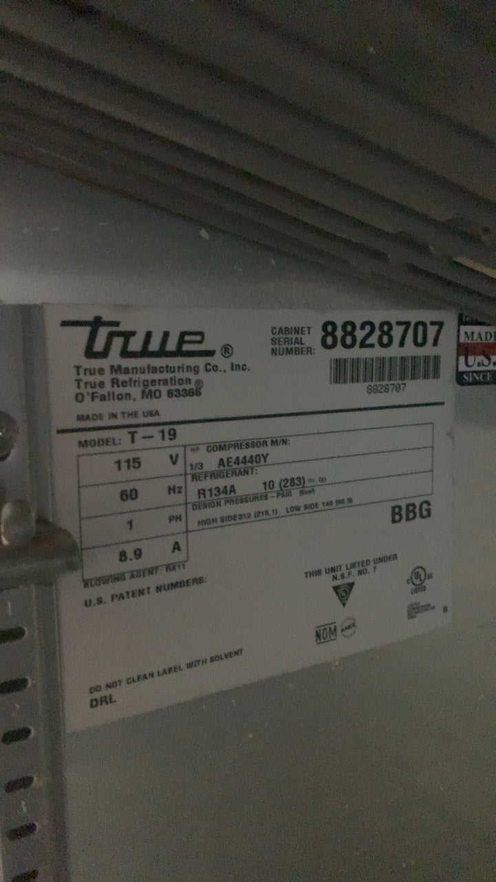 True T-19 Refrigerator, Upright Reach-In Stainless Steel Single Swing Door Bottom Mount Compressor Wire Shelves Electric