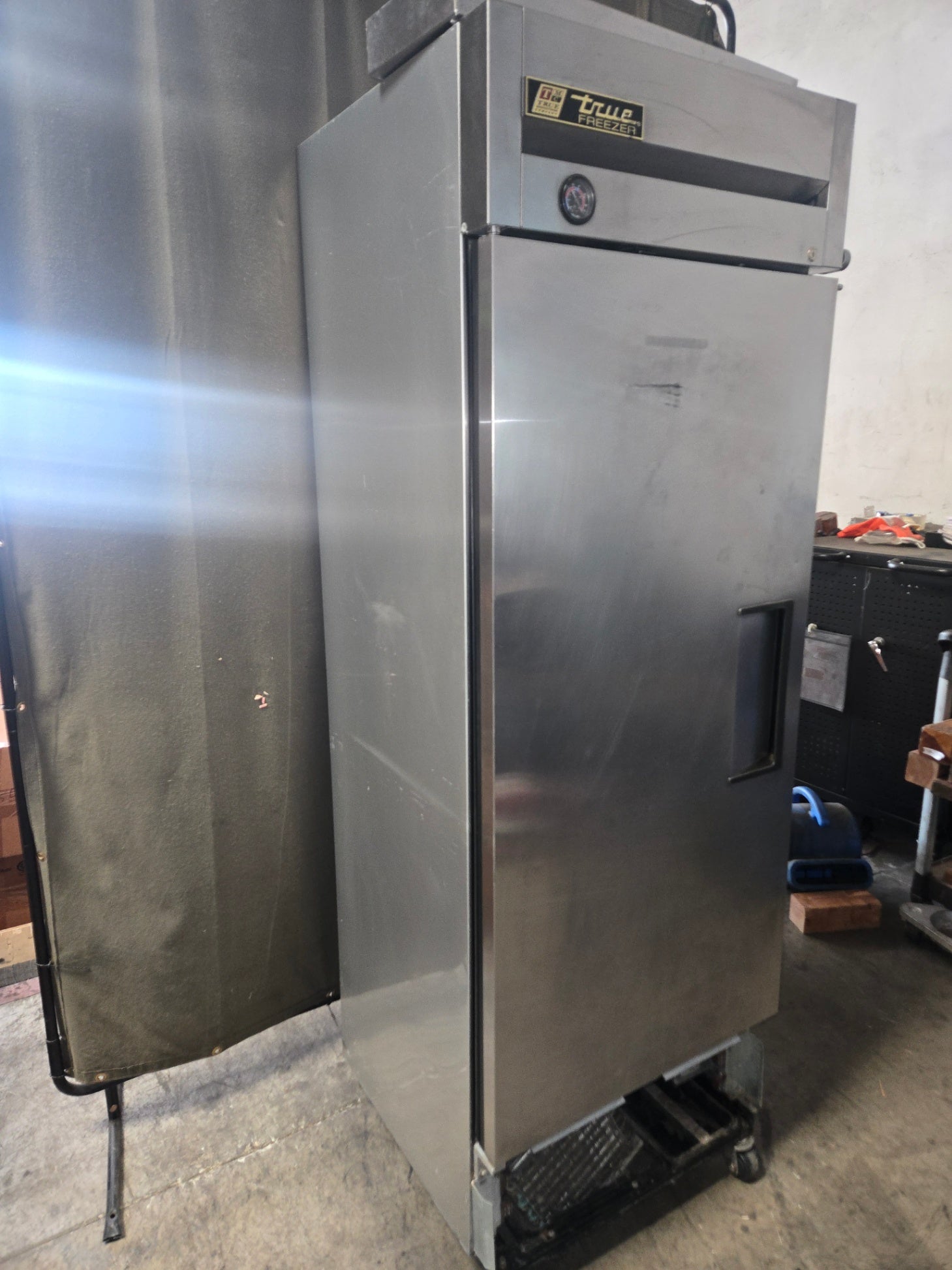True One-door Reach-in Commercial Freezer