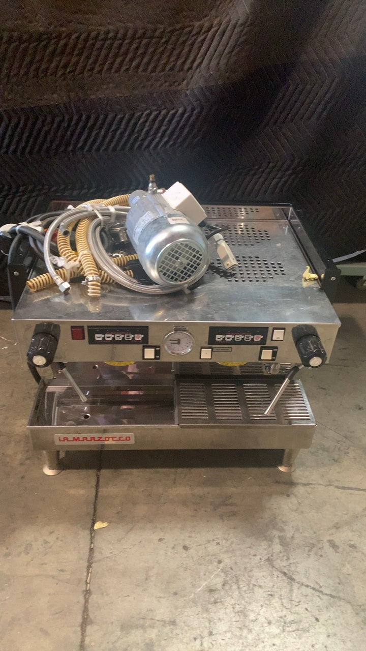 La Marzocco Linea Classic 2-Group Commercial Espresso Machine 2 Group Stainless Steel External Pump