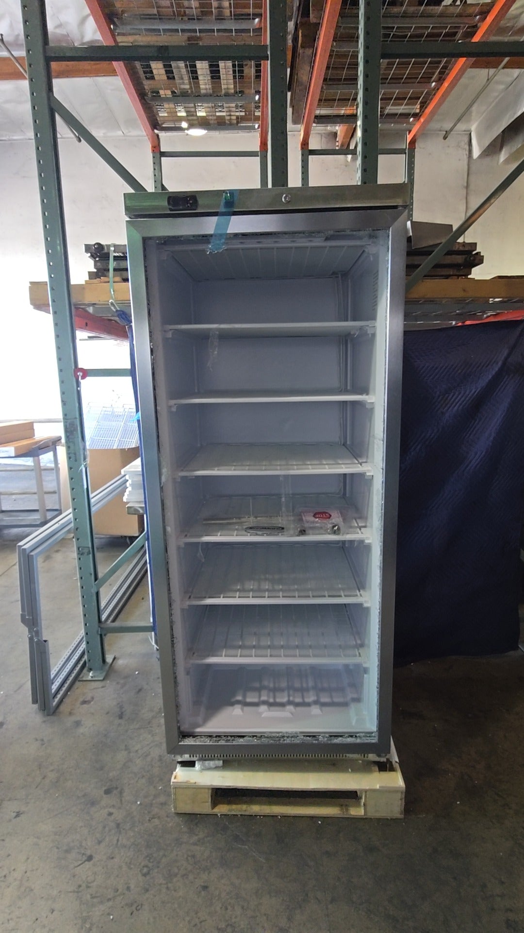 KoolMore KM-FMD20SGD Refrigerator, Upright Glass Door Display Wire Shelves
