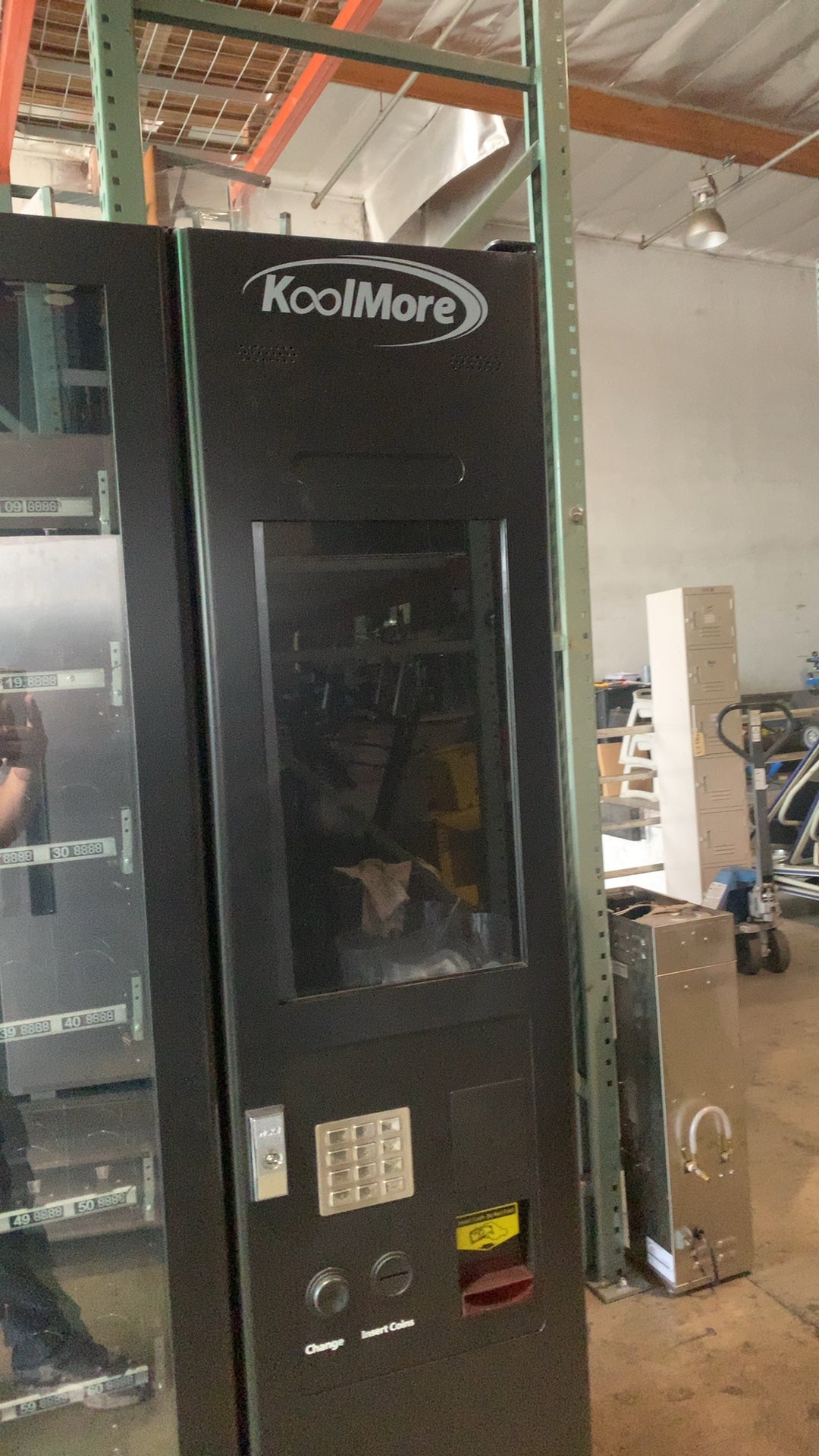 KoolMore KM-VM Vending Machine, Glass Front Keypad Controls, Coin Mechanism