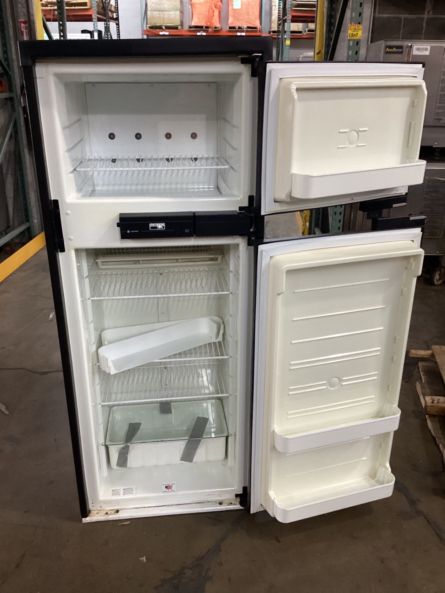 Norcold RV N811VF Refrigerator