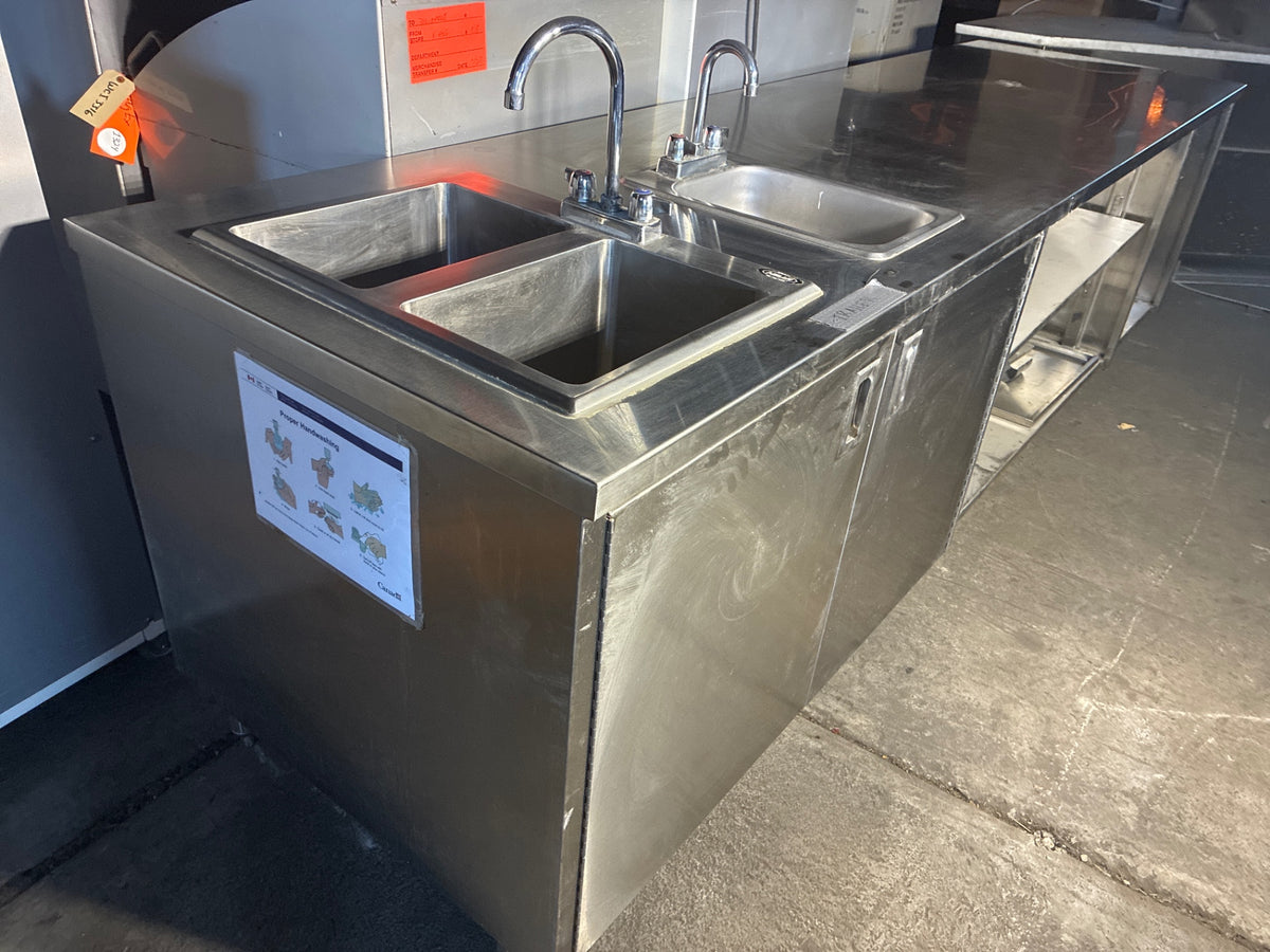 Island Workstation W/ 3 Sinks And Under Storage, 2 Faucets, 7 Solid Swing Doors, Stainless