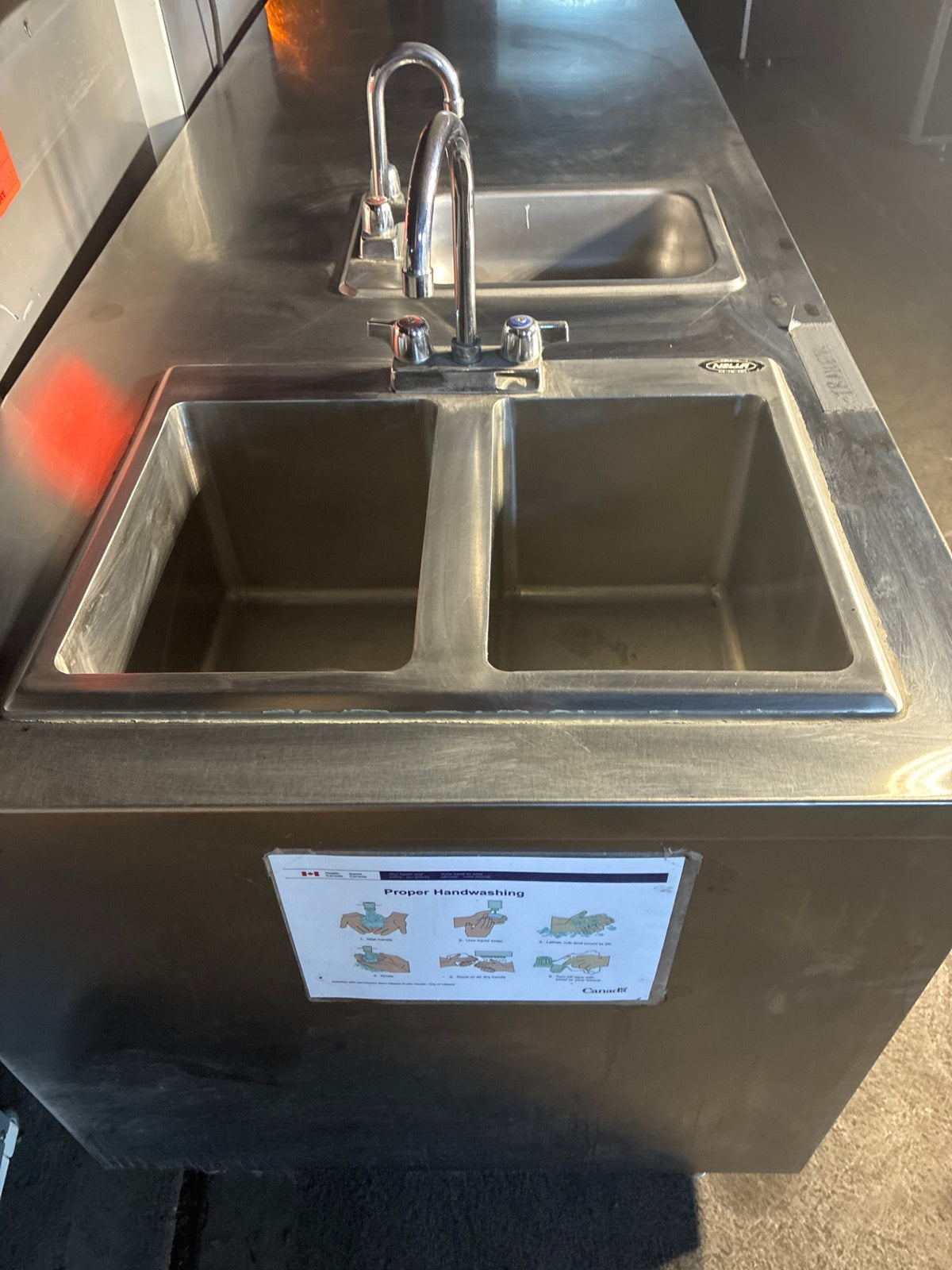 Island Workstation W/ 3 Sinks And Under Storage, 2 Faucets, 7 Solid Swing Doors, Stainless