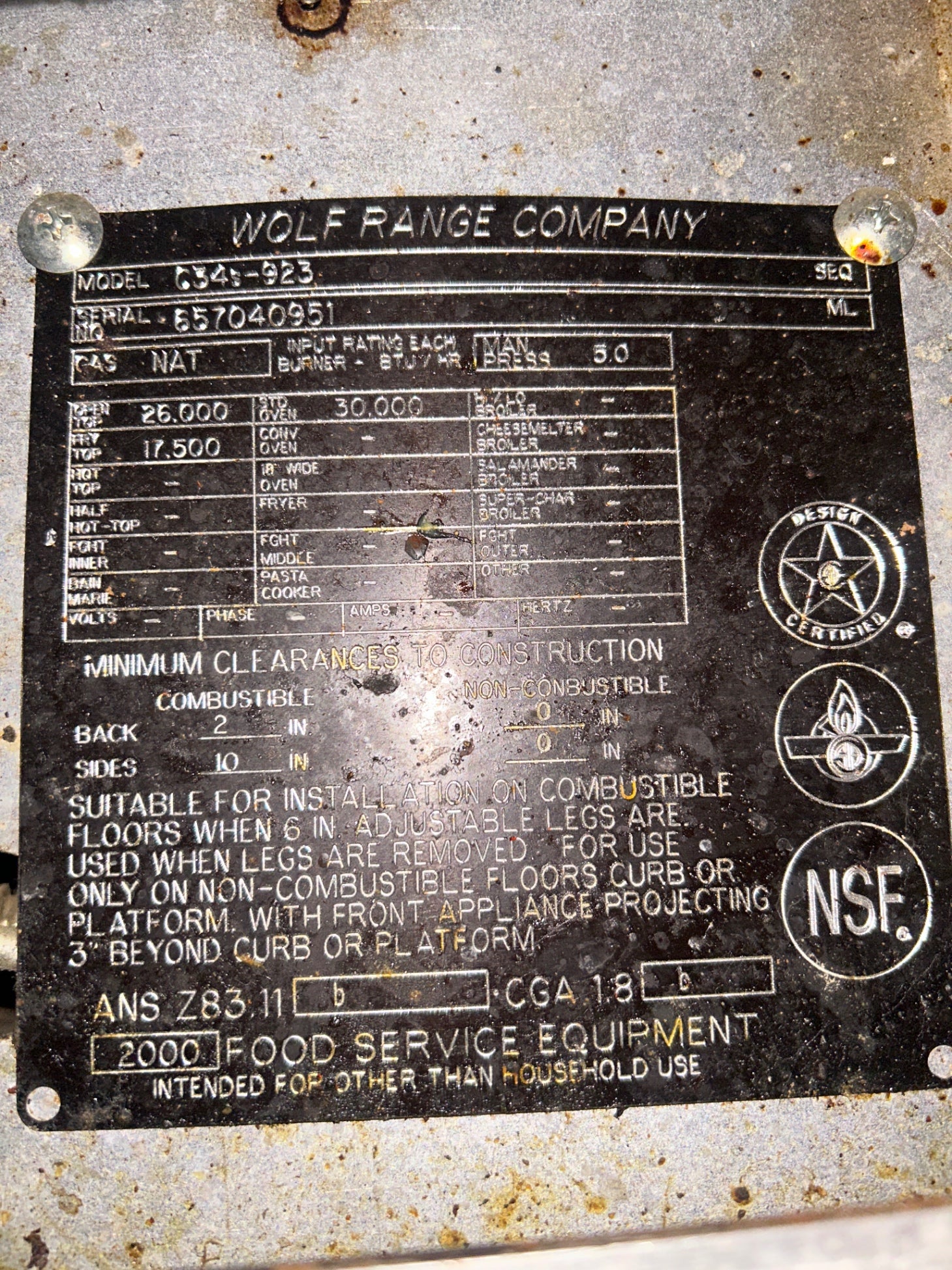 Wolf  C34S‑923 34-inch Single-Oven Commercial Gas Range