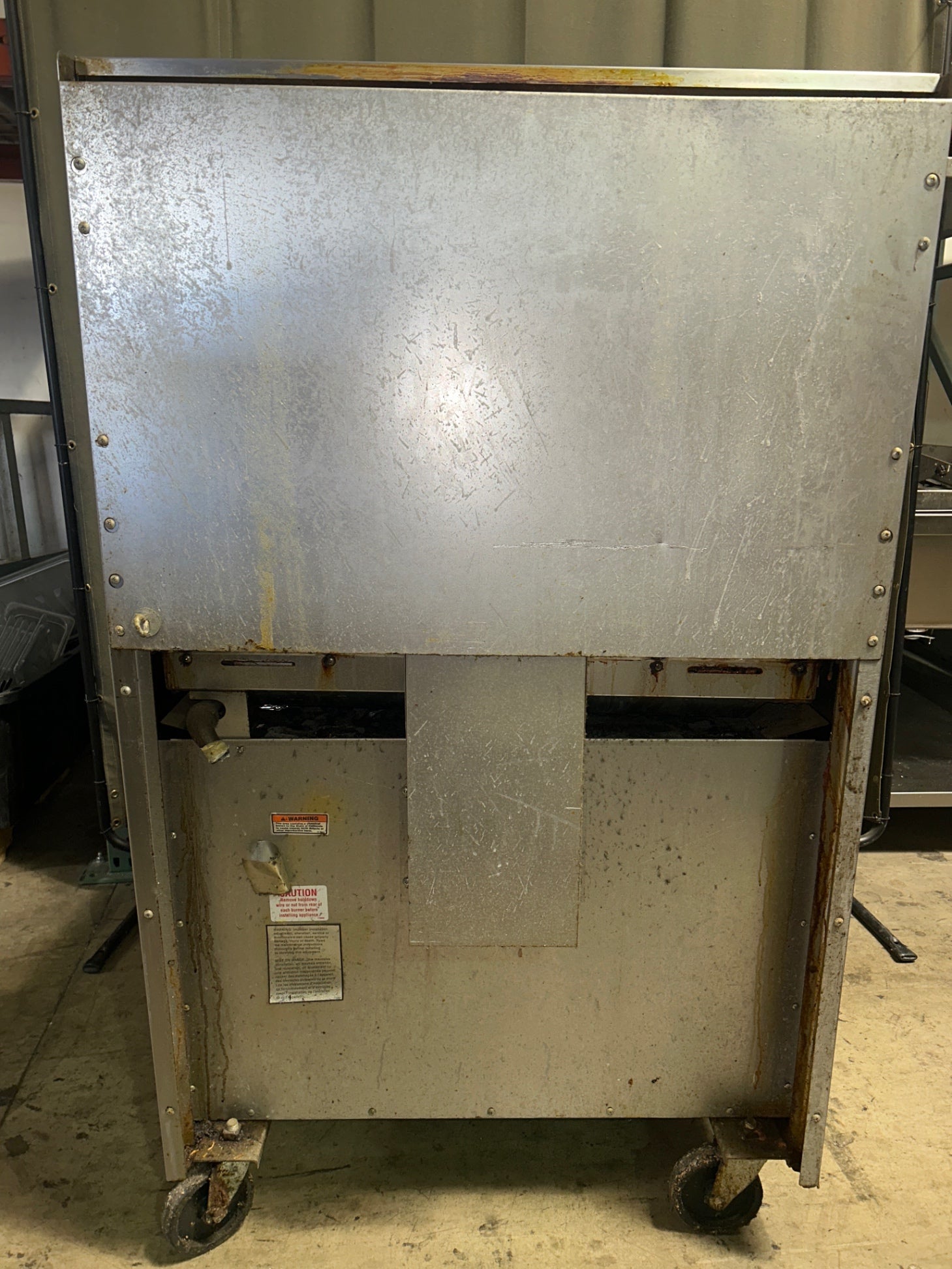 Wolf  C34S‑923 34-inch Single-Oven Commercial Gas Range