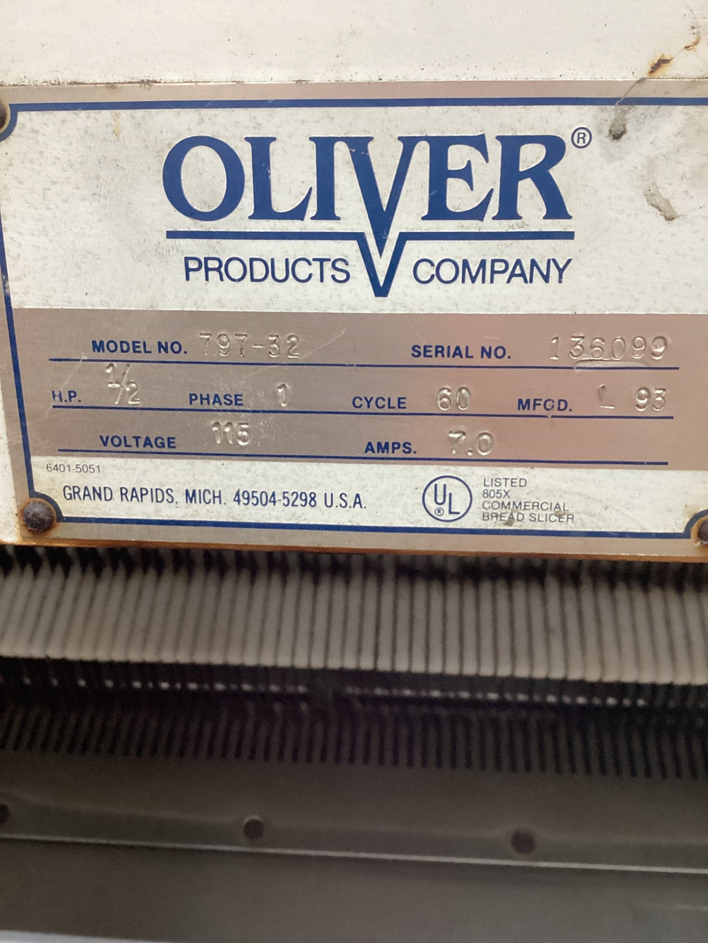 Oliver 797-32  Bread Slicer