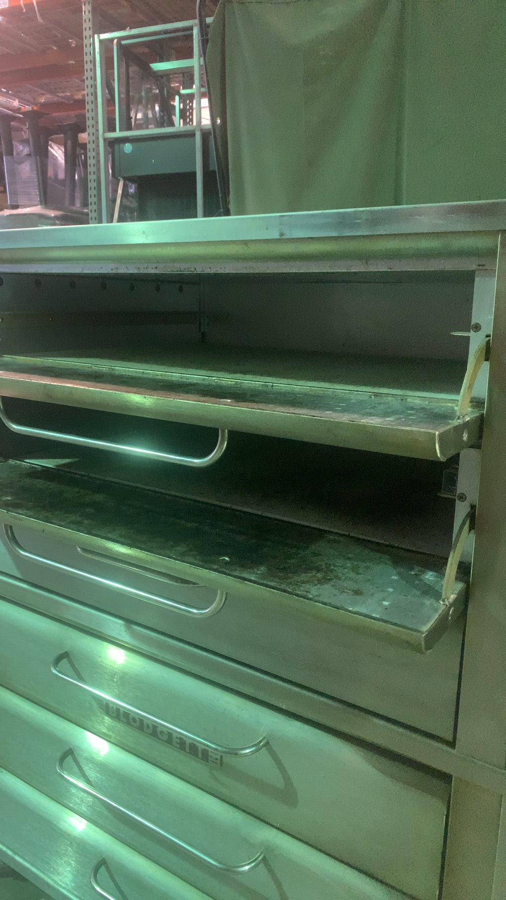 Blodgett 981 Deck Oven, Double Stacked, Natural Gas 6 Drawers, 50,000 BTU/Hr Each, On Casters, Stainless Steel