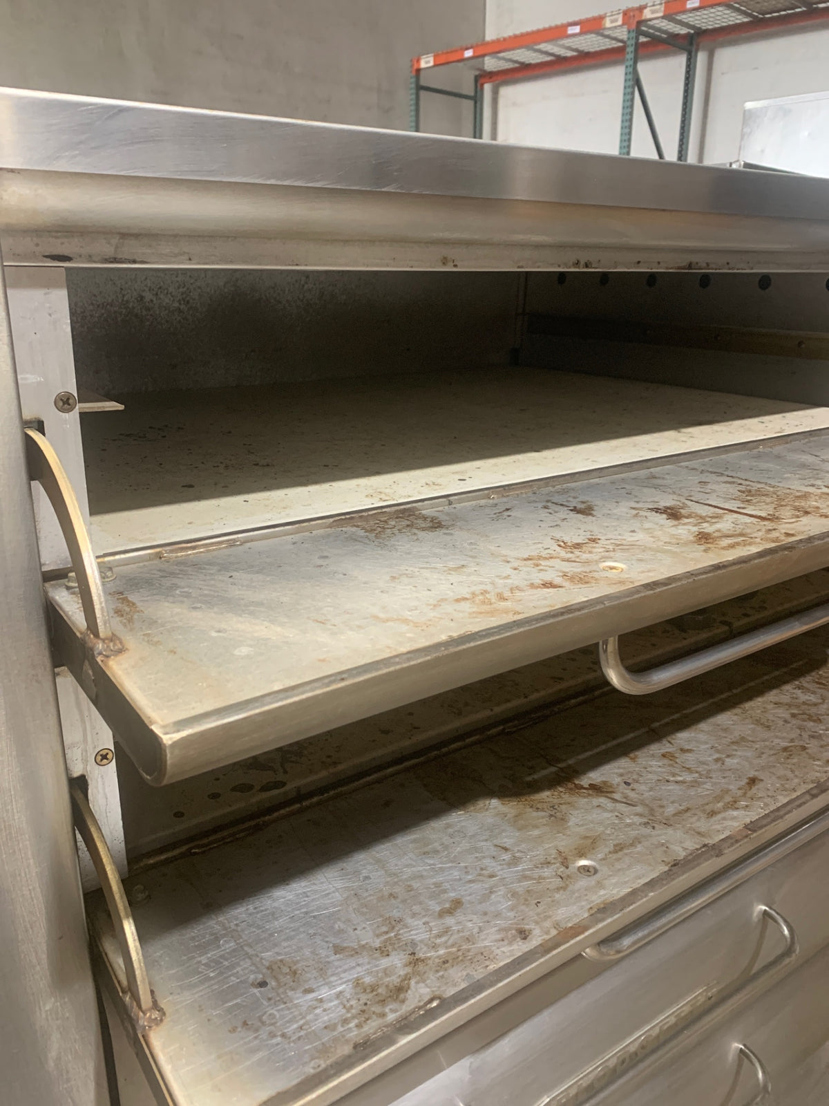 Blodgett 981 Deck Oven, Double Stacked, Natural Gas 6 Drawers, 50,000 BTU/Hr Each, On Casters, Stainless Steel