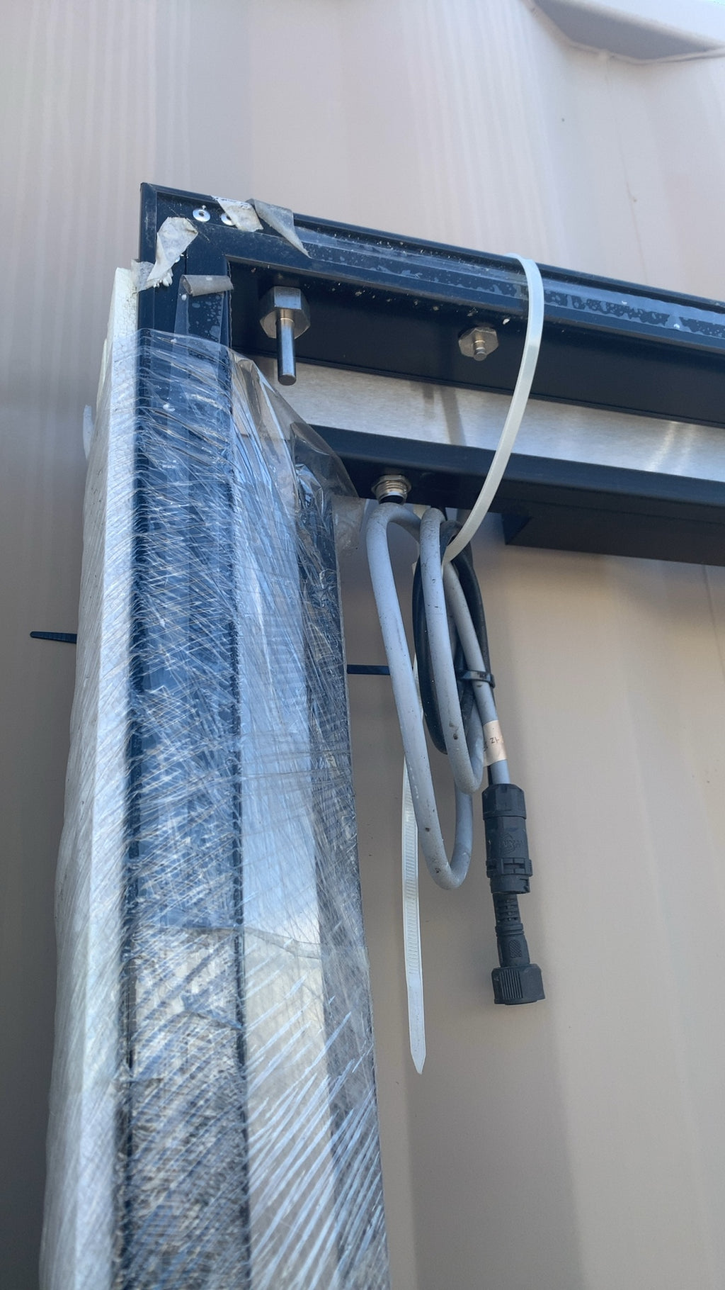 Commercial Display Panel System Refrigerated Display Case Components, Glass Doors Electrical Connection