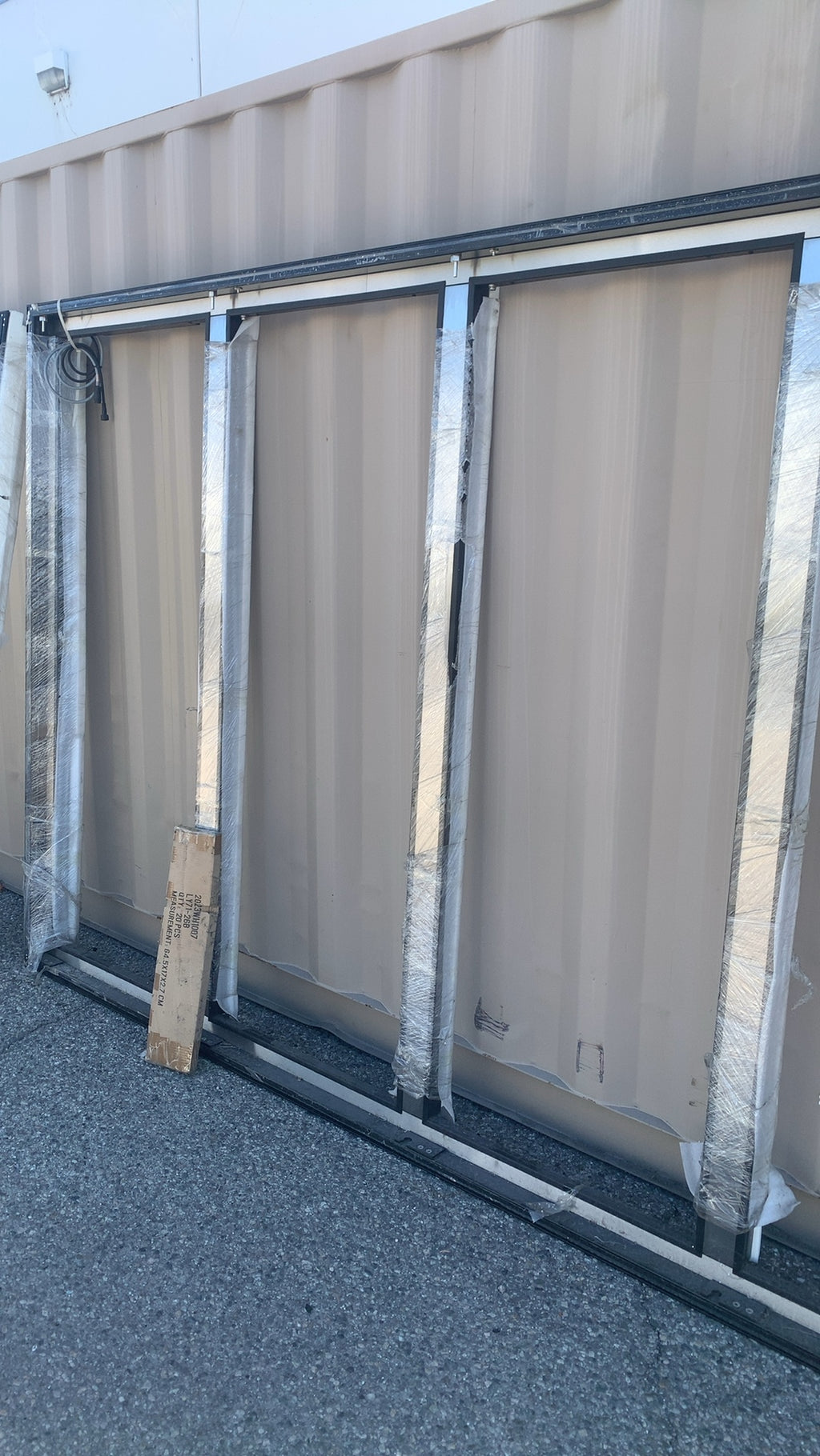 Commercial Display Panel System Refrigerated Display Case Components, Glass Doors Electrical Connection