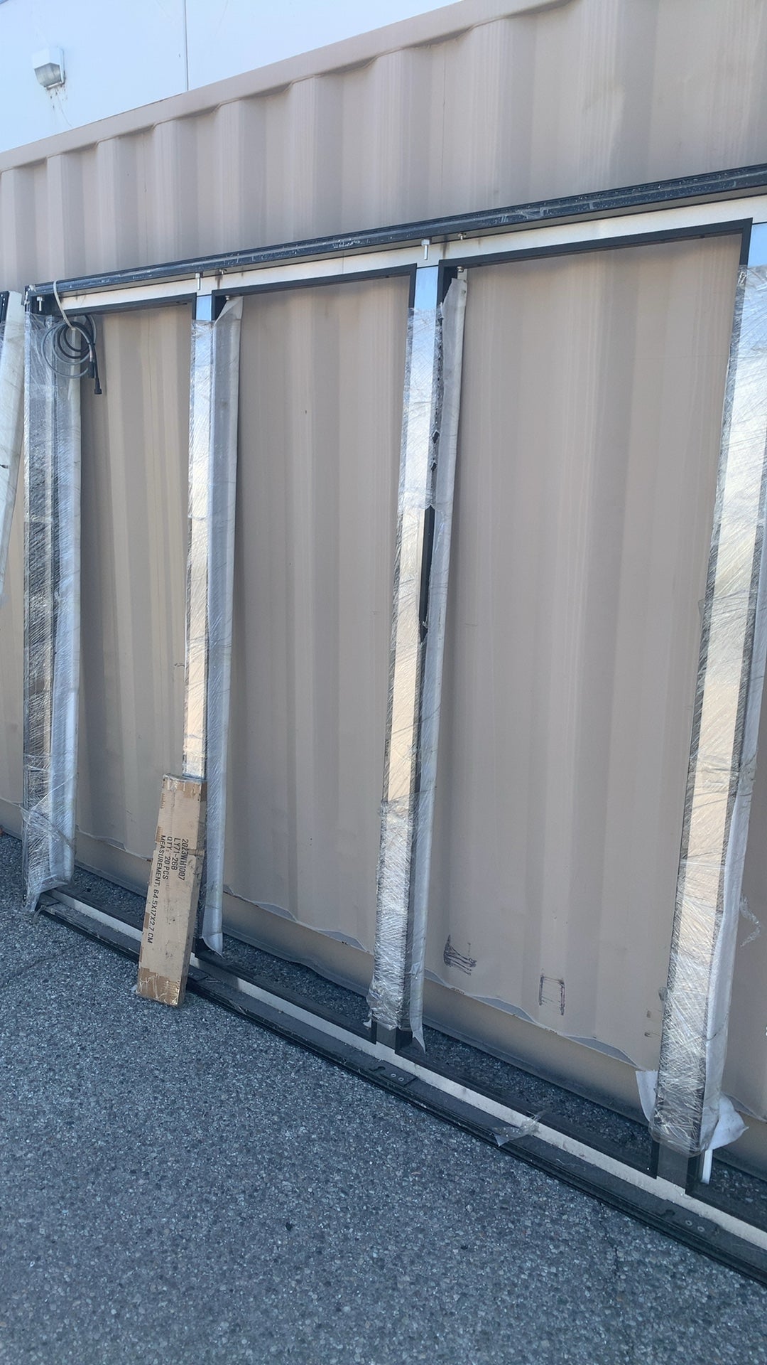 Commercial Display Panel System Refrigerated Display Case Components, Glass Doors Electrical Connection