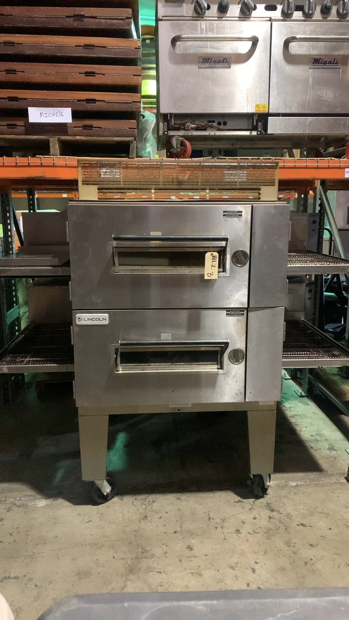 Lincoln 1600-000-U-K3022 Conveyor Oven, Double Deck Natural Gas Electric with Wheels