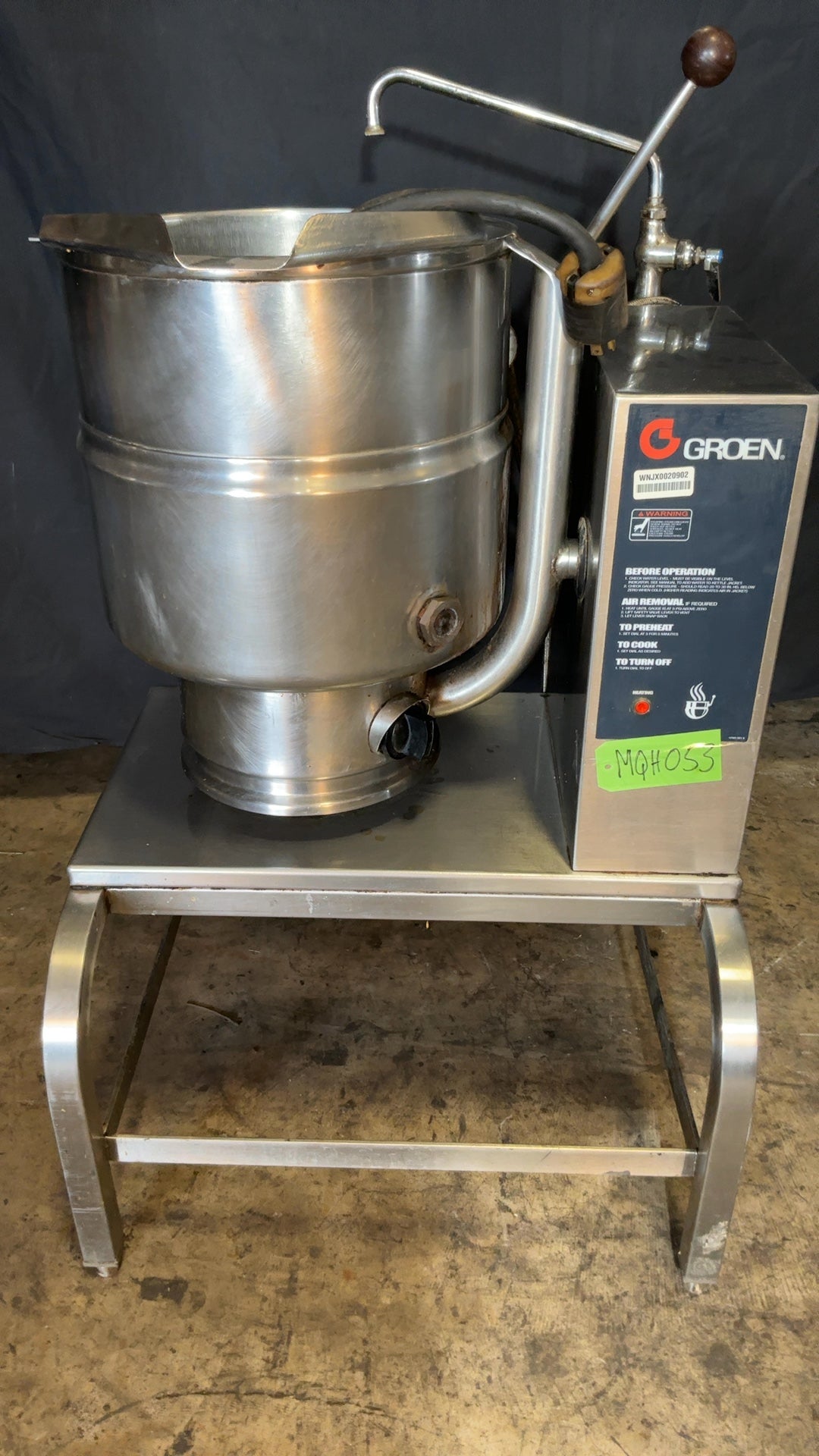GROEN TDB Series Steam-Jacketed Kettle, Tilting with Stand