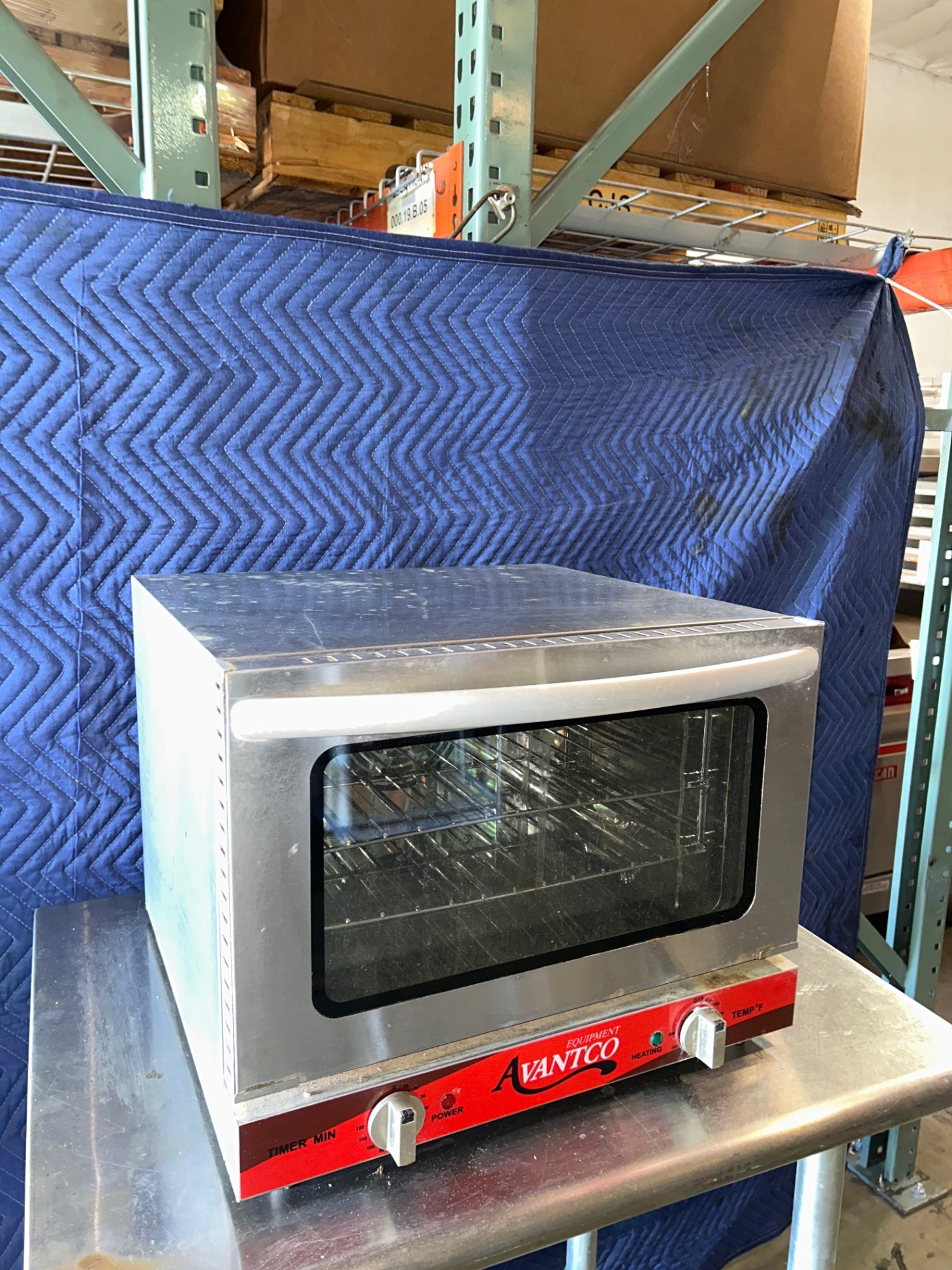 Avantco 1/4 Size Convection Oven