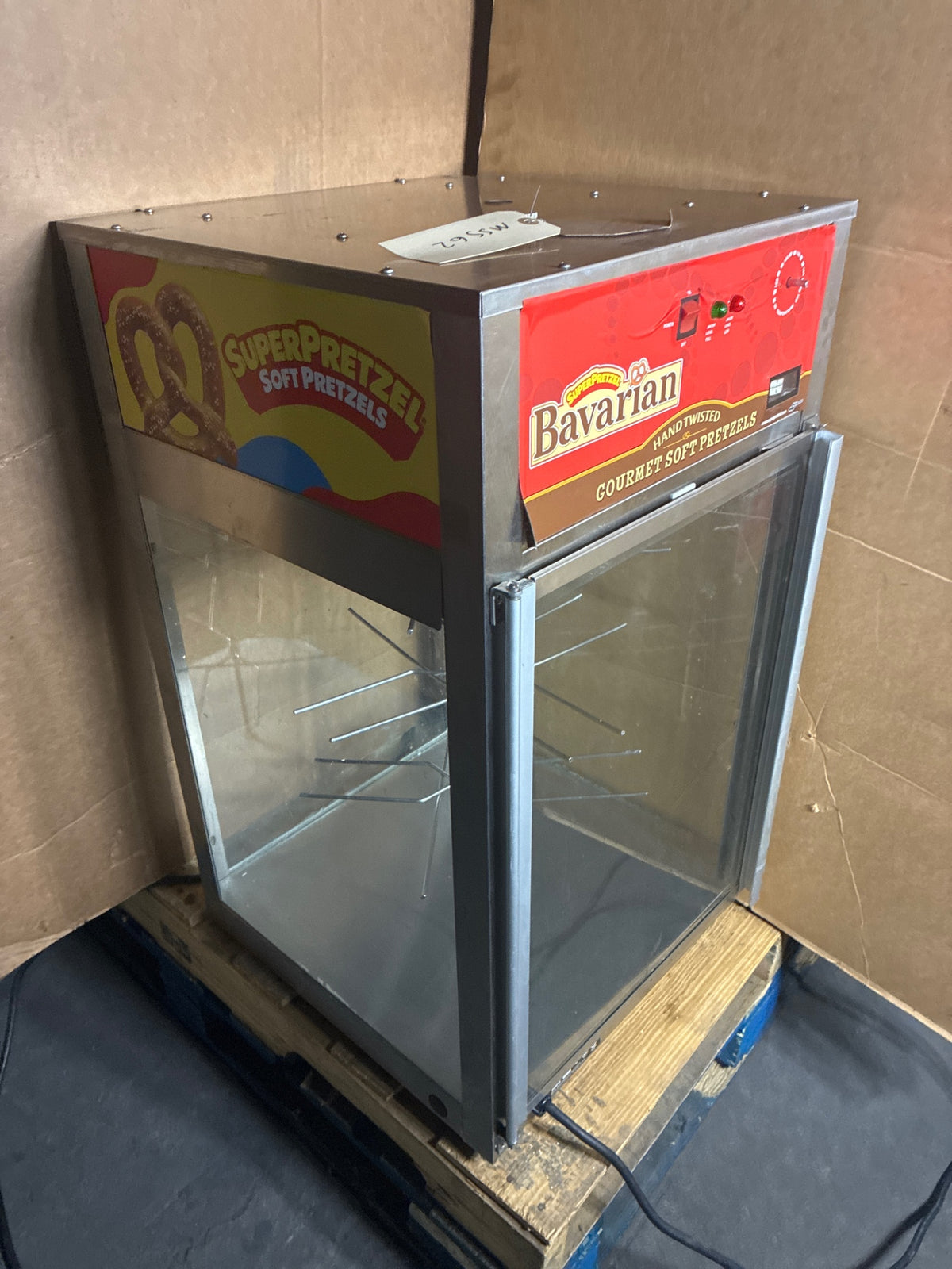 Wisco 00JJ850D Merchandiser W/ Pretzel Rack, Hot-Holding, Single Glass Swing Door, Countertop