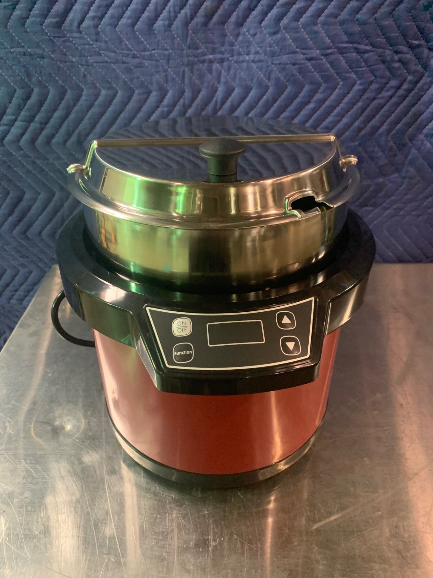 Global Solutions GS1660 7Qt Waterless Round Warmer