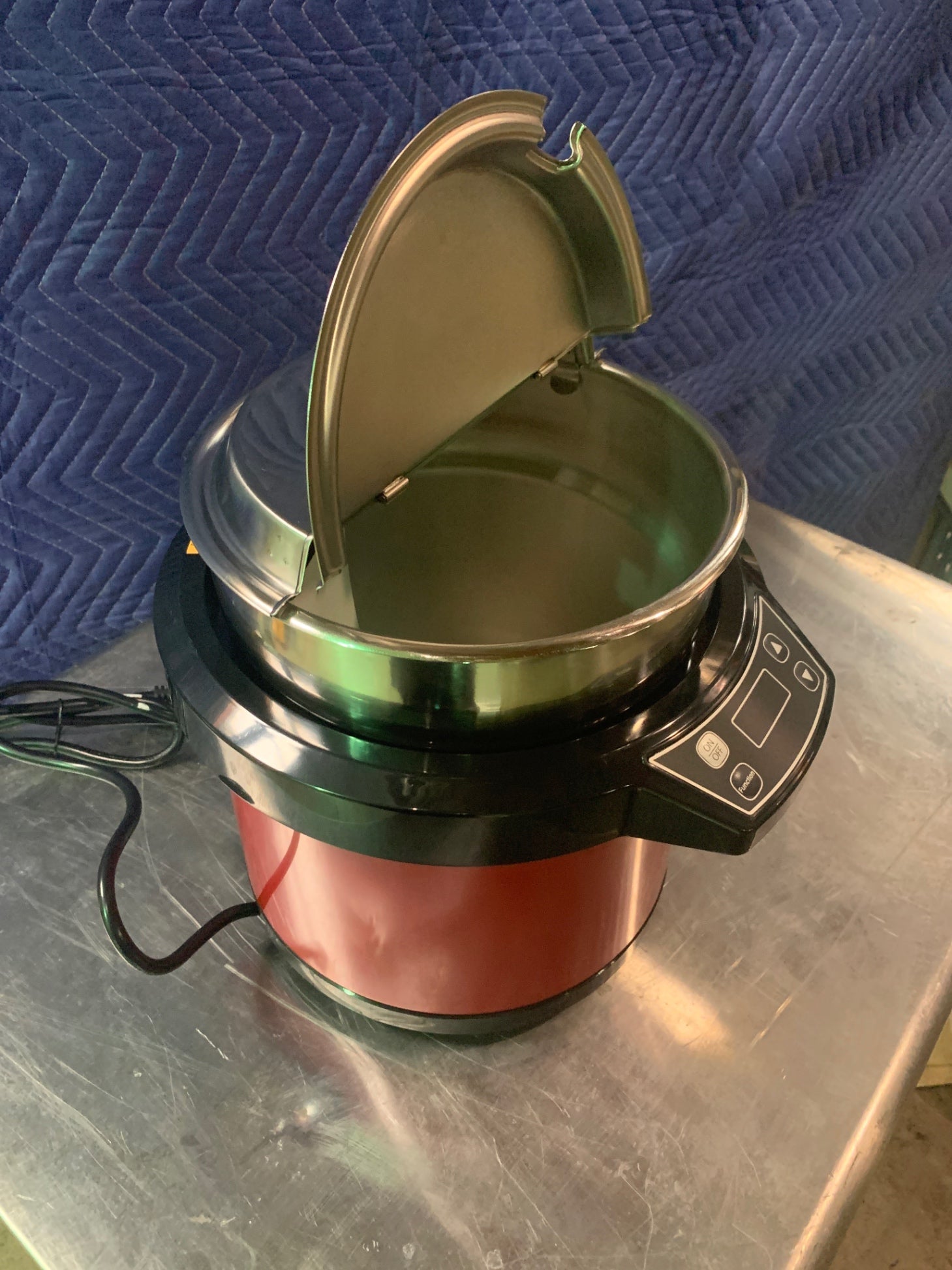 Global Solutions GS1660 7Qt Waterless Round Warmer