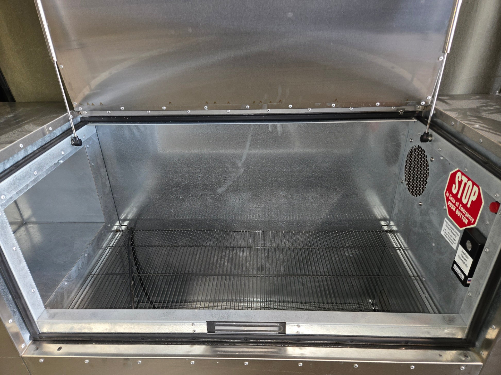 Sports-O-Zone Equipment Sanitizing And Deodorizing Machine