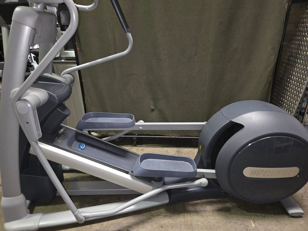 Precor EFX 835 Elliptical Crosstrainer With P30 Console And Adjustable CrossRamp Technology