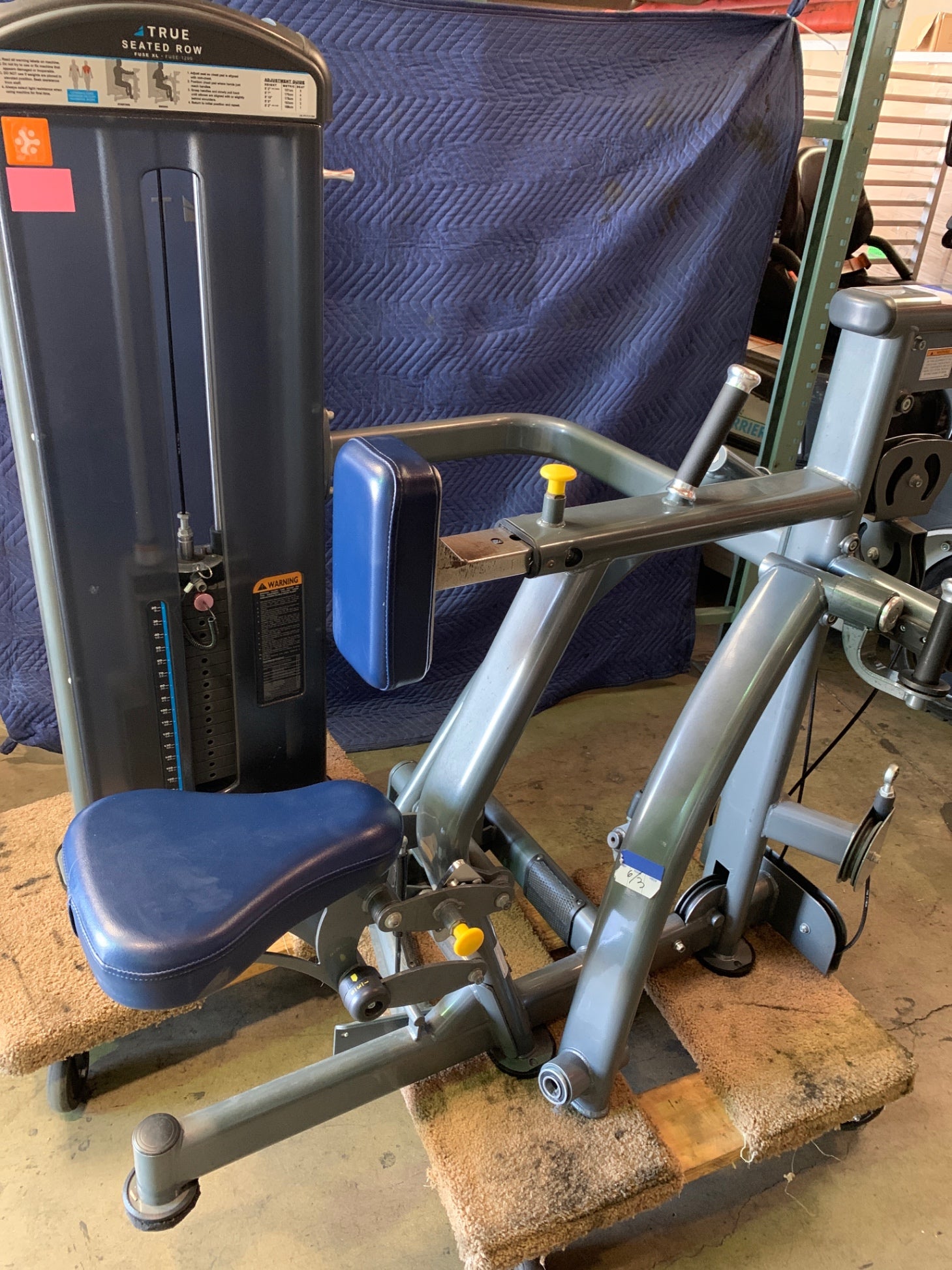 True Fuse 1200 Seated Row Machine