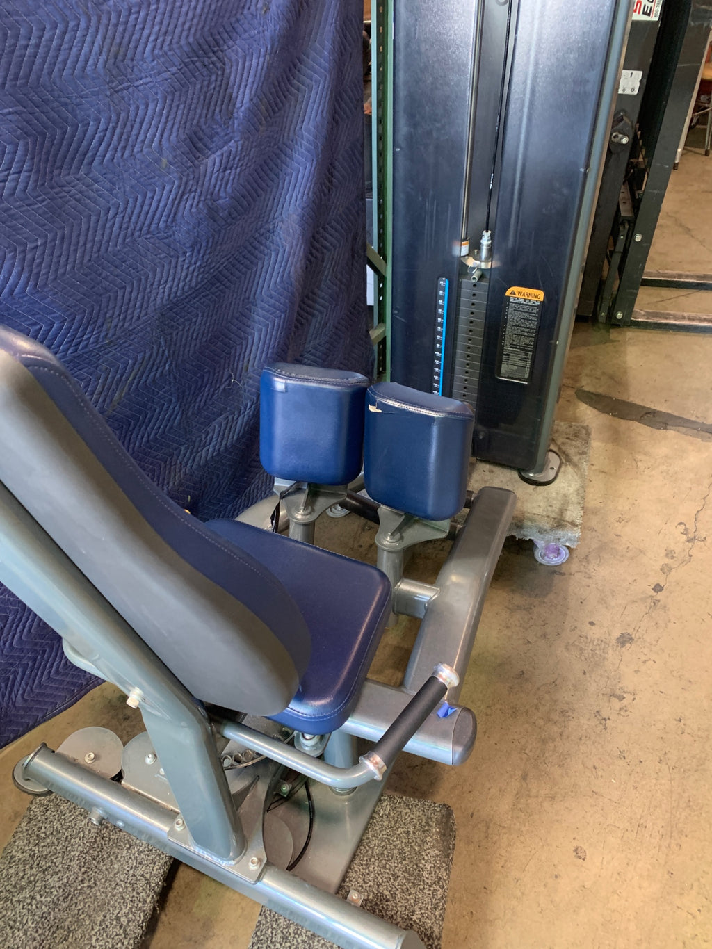 True Fuse 0400 Inner/Outer Thigh Machine