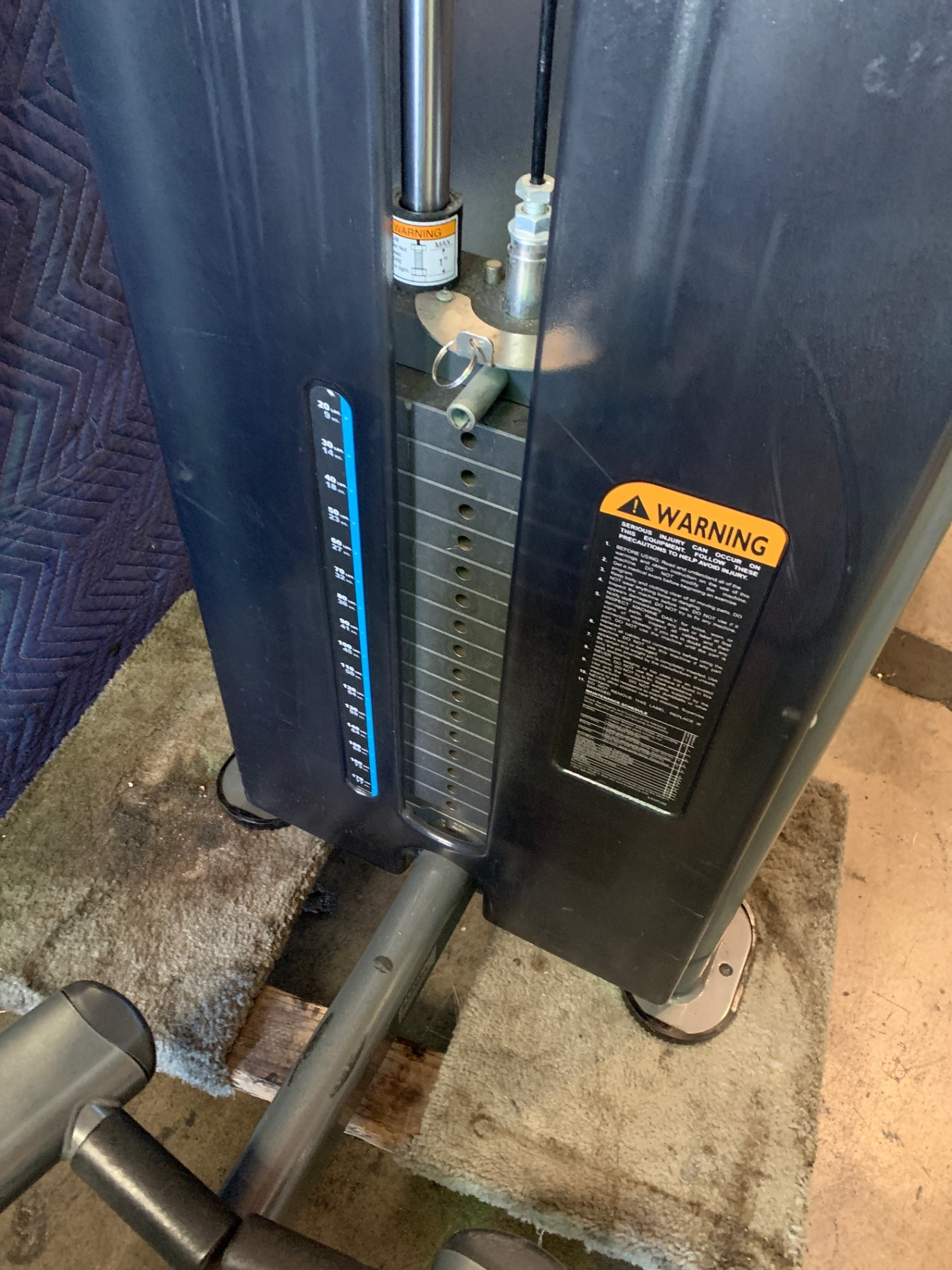 True Fuse 0400 Inner/Outer Thigh Machine