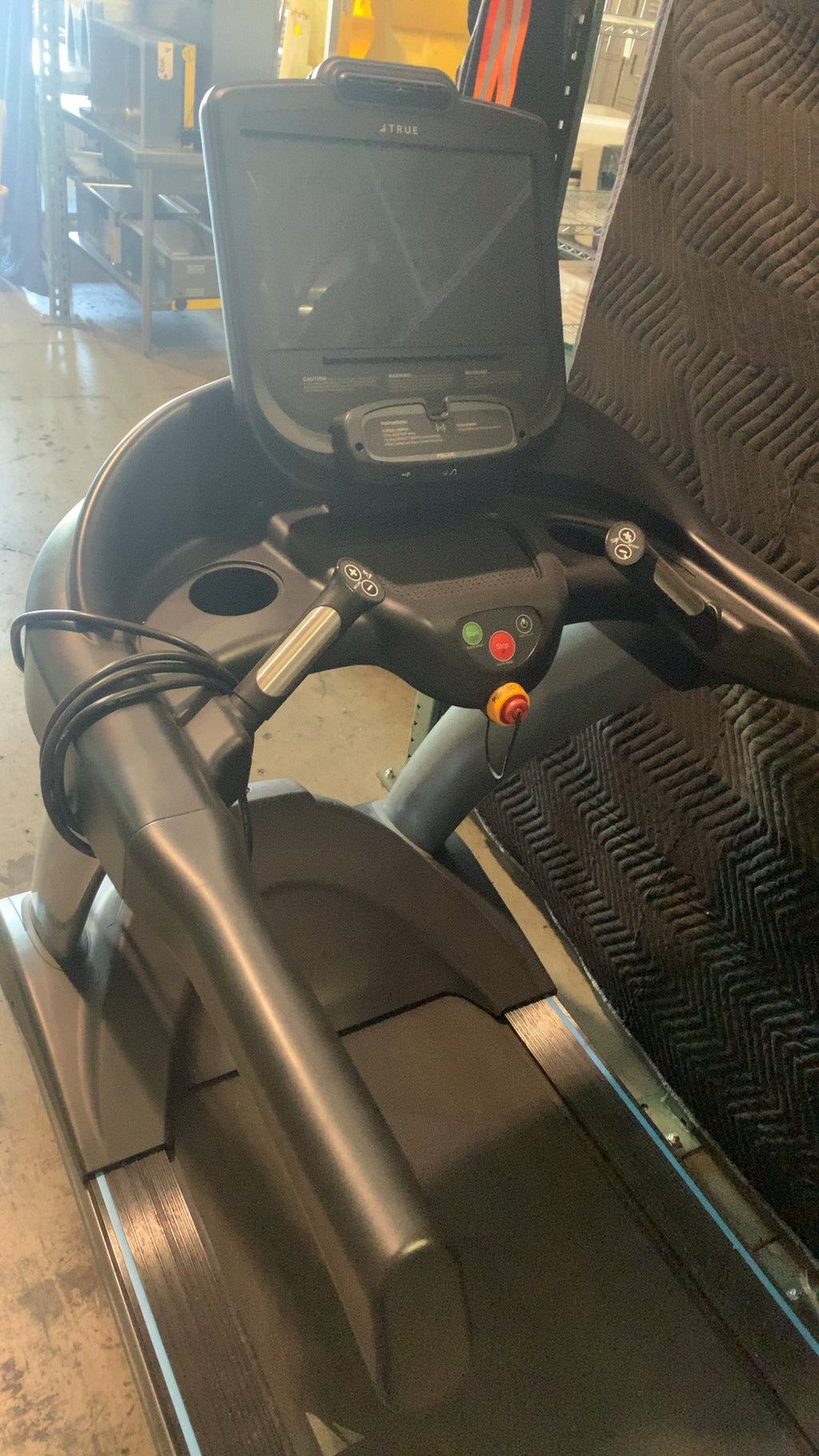 TRUE TC900-19 Treadmill Digital Console, Handgrip Controls, Emergency Stop