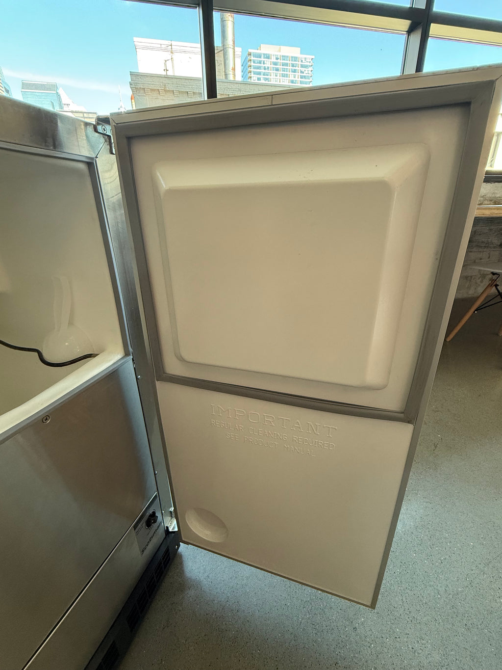 Scotsman DRCG033A-1SS 15"W Legacy Undercounter Ice Machine with A 26-pound Bin Capacity