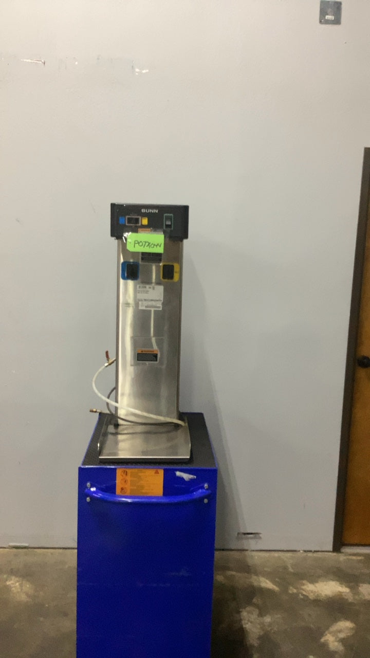 BUNN TB6Q Coffee Brewer 120V Electric, Stainless Steel Construction, Quick Brew Funnel Ready