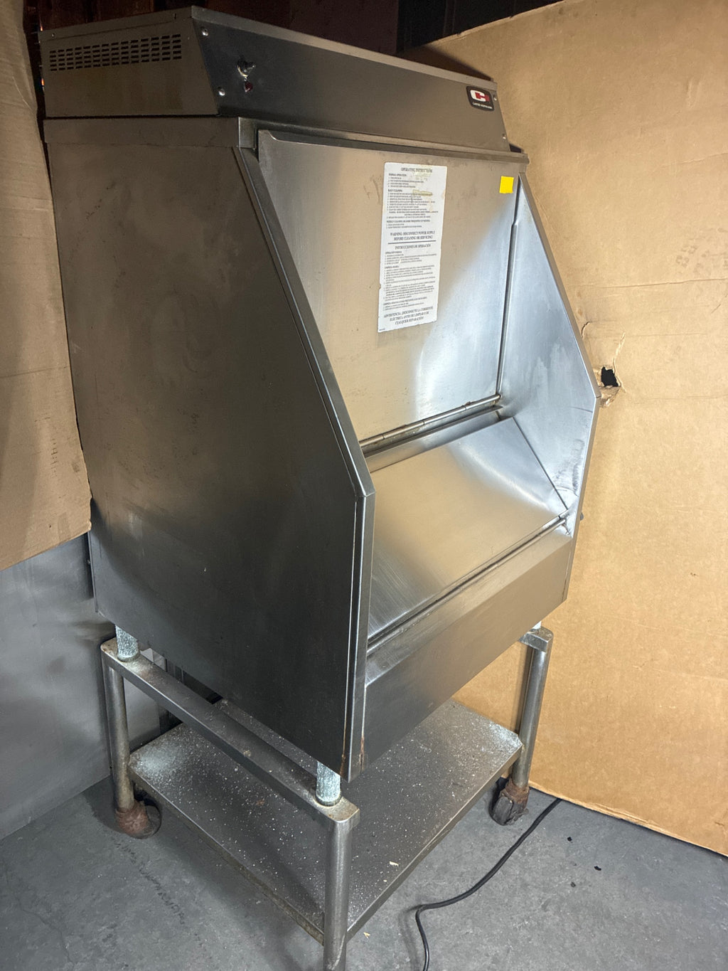 Carter Hoffmann CW4 Tortilla Chip Storage/ Server W/ Undershelf, Heated, Mobile