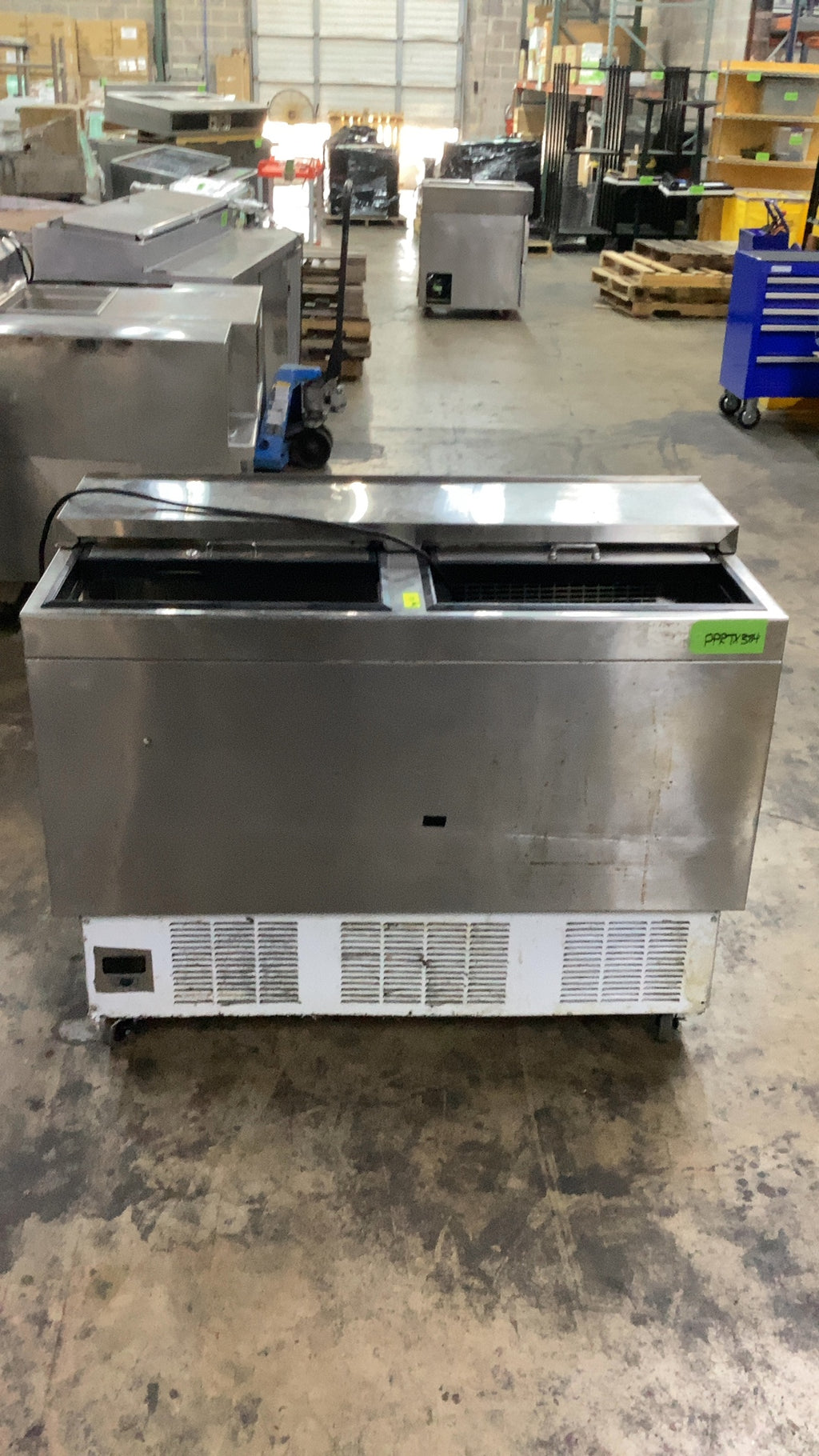 Glastender MF48-S 2 Compartments Bottle Cooler