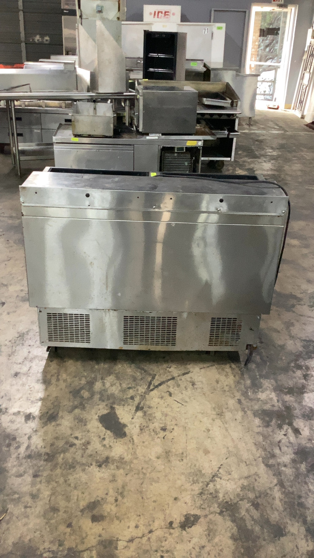 Glastender MF48-S 2 Compartments Bottle Cooler