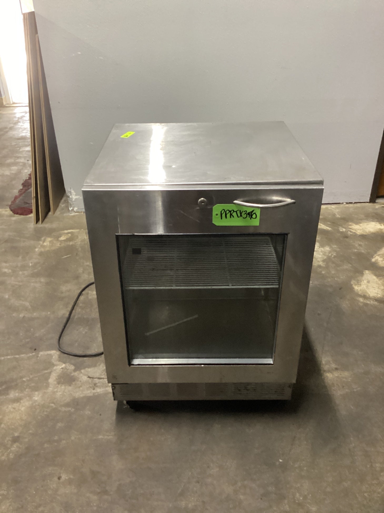 Glastender UCR-24X Compact Undercounter Refrigerator