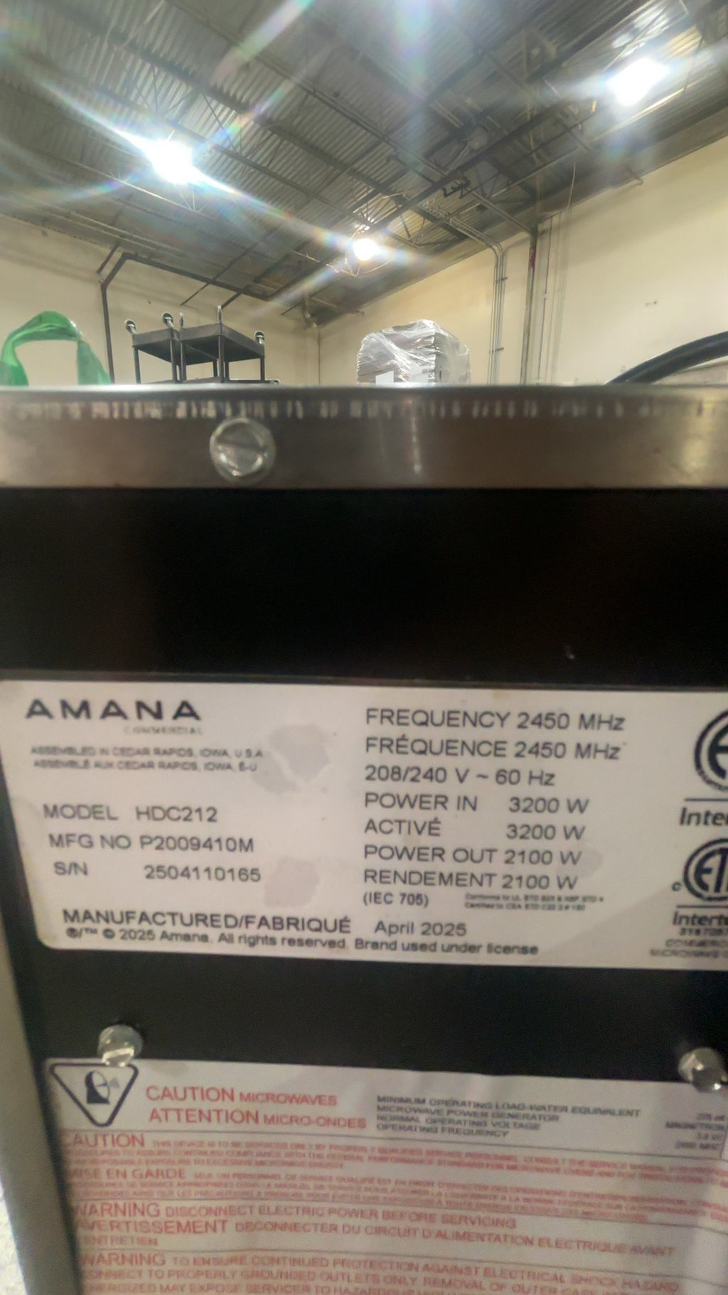 AMANA HDC212 Commercial Microwave Oven
