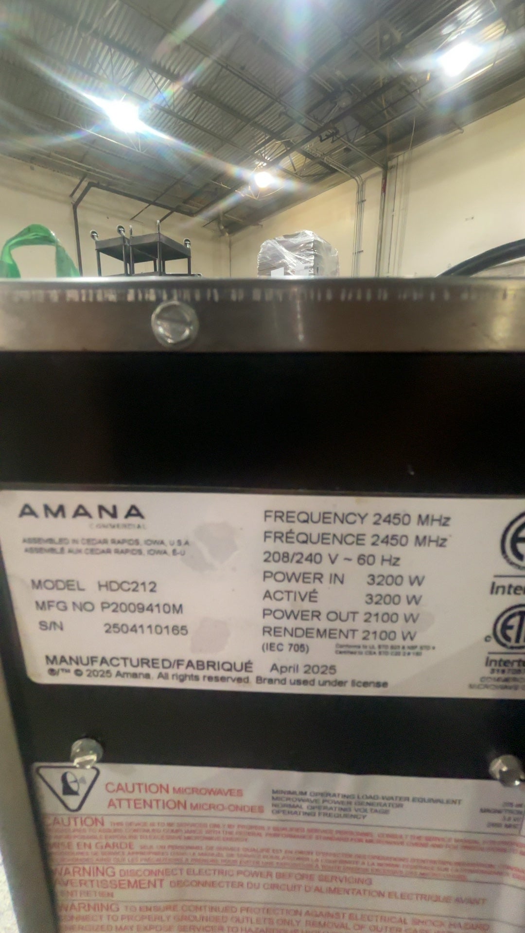 AMANA HDC212 Commercial Microwave Oven
