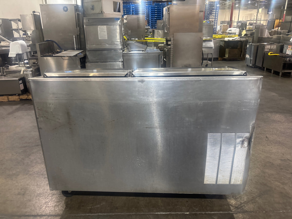 Delfield F18RC60 Pizza Prep Table With Refrigerated Base