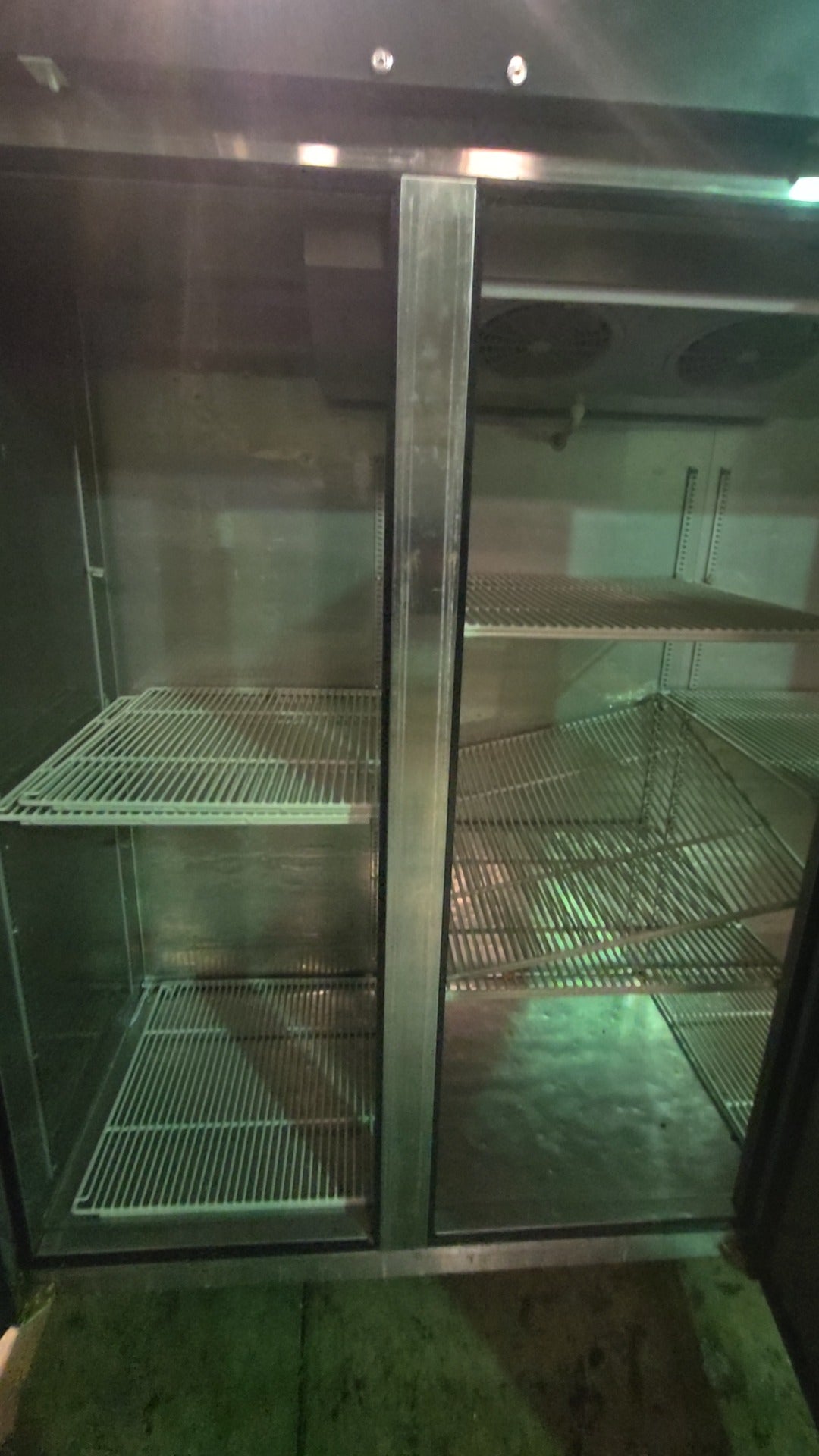 Turbo Air M3R72-3 Refrigerator, Reach-In Upright 3-Door 115V Stainless Steel On Casters