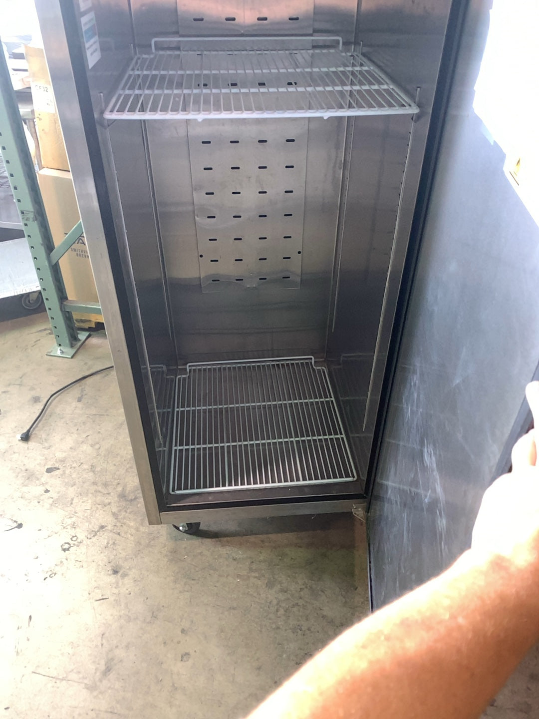 Migali Industries Inc C-1R-HC Reach-In Cooler, Vertical 1 Solid Door, Stainless Steel, Digital Control, On Casters