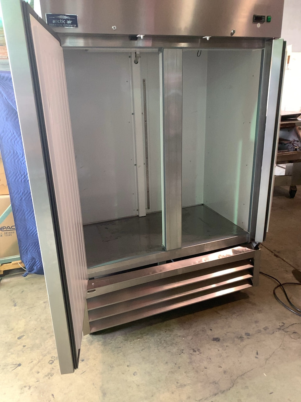 Arctic Air AR49E Commercial Refrigerator, Upright Two Door Stainless Steel Bottom Mount 115V