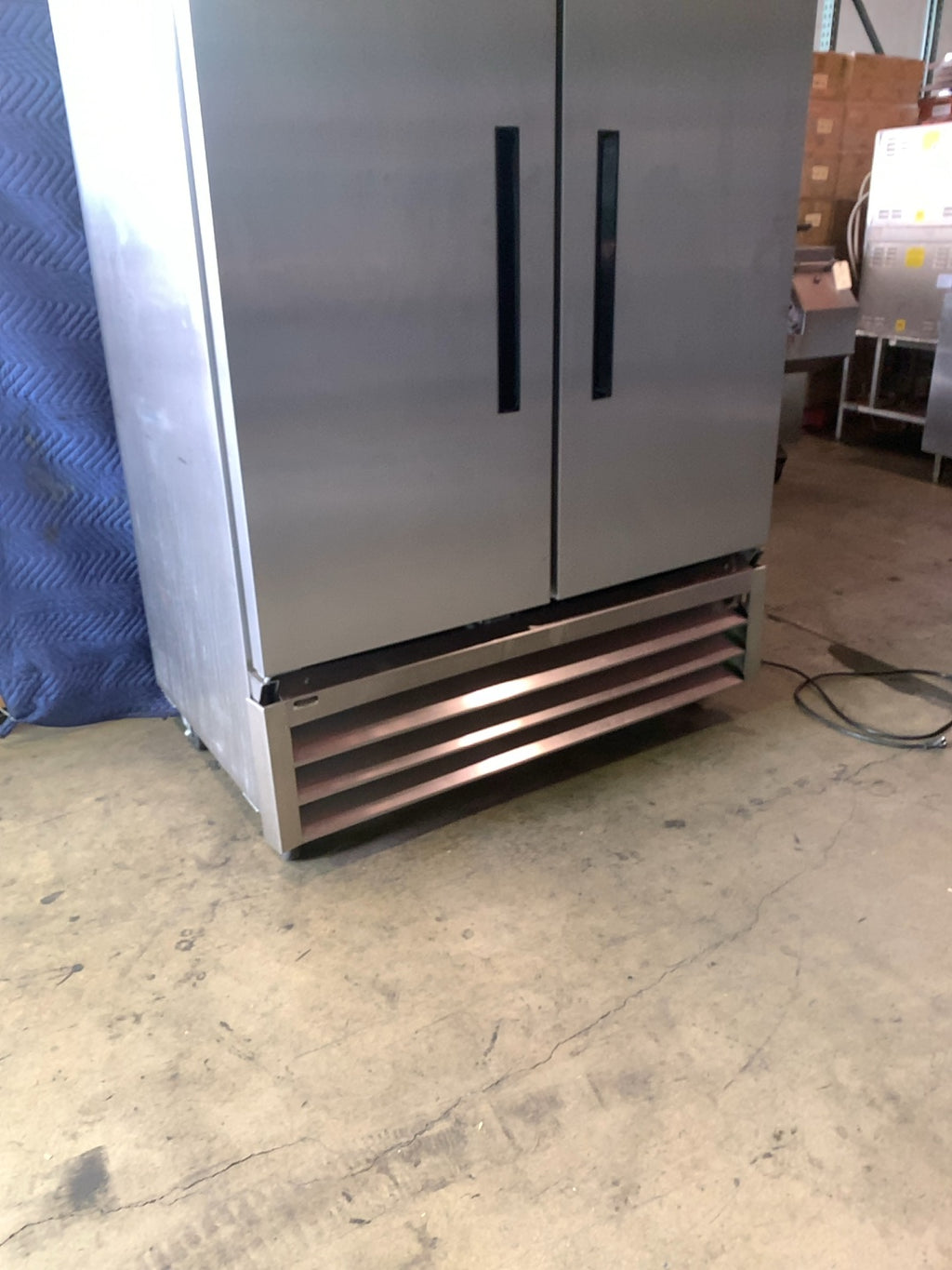 Arctic Air AR49E Commercial Refrigerator, Upright Two Door Stainless Steel Bottom Mount 115V