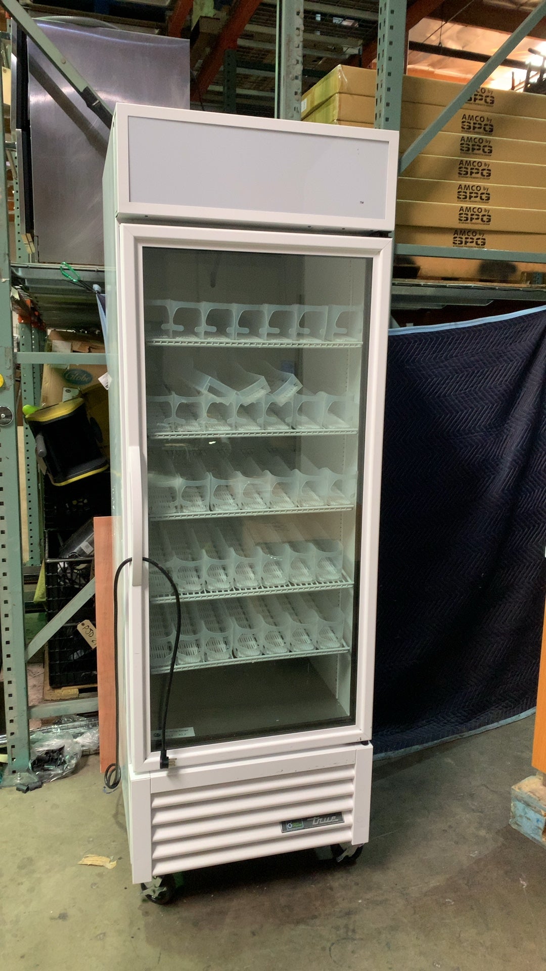 True GDM-23-HC-TSL01 Refrigerated Merchandiser, Upright, Single Glass Door 5 Shelves, Bottle Organizers, RCU Technology, R290 Hydrocarbon Refrigerant, 115V
