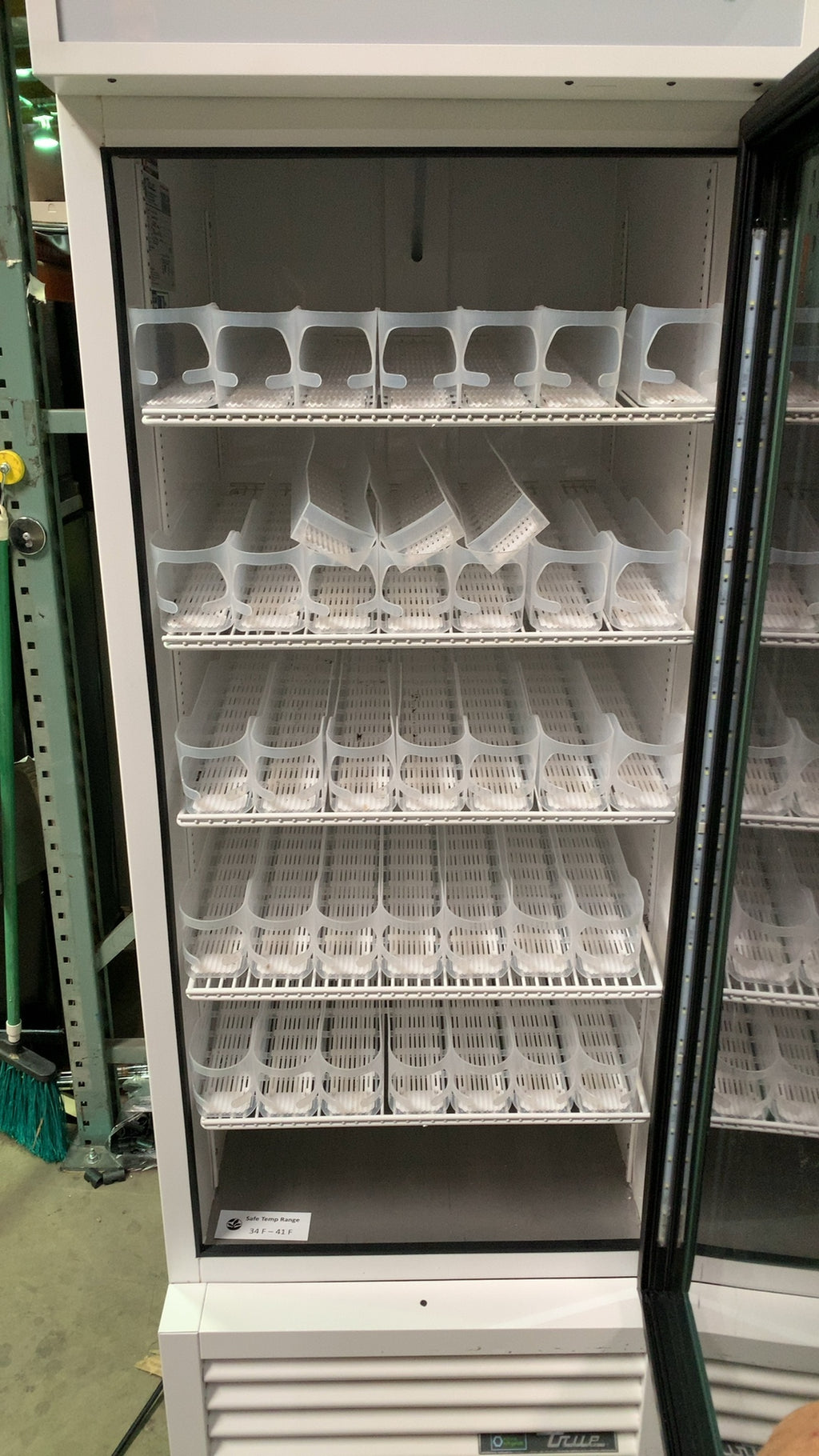 True GDM-23-HC-TSL01 Refrigerated Merchandiser, Upright, Single Glass Door 5 Shelves, Bottle Organizers, RCU Technology, R290 Hydrocarbon Refrigerant, 115V