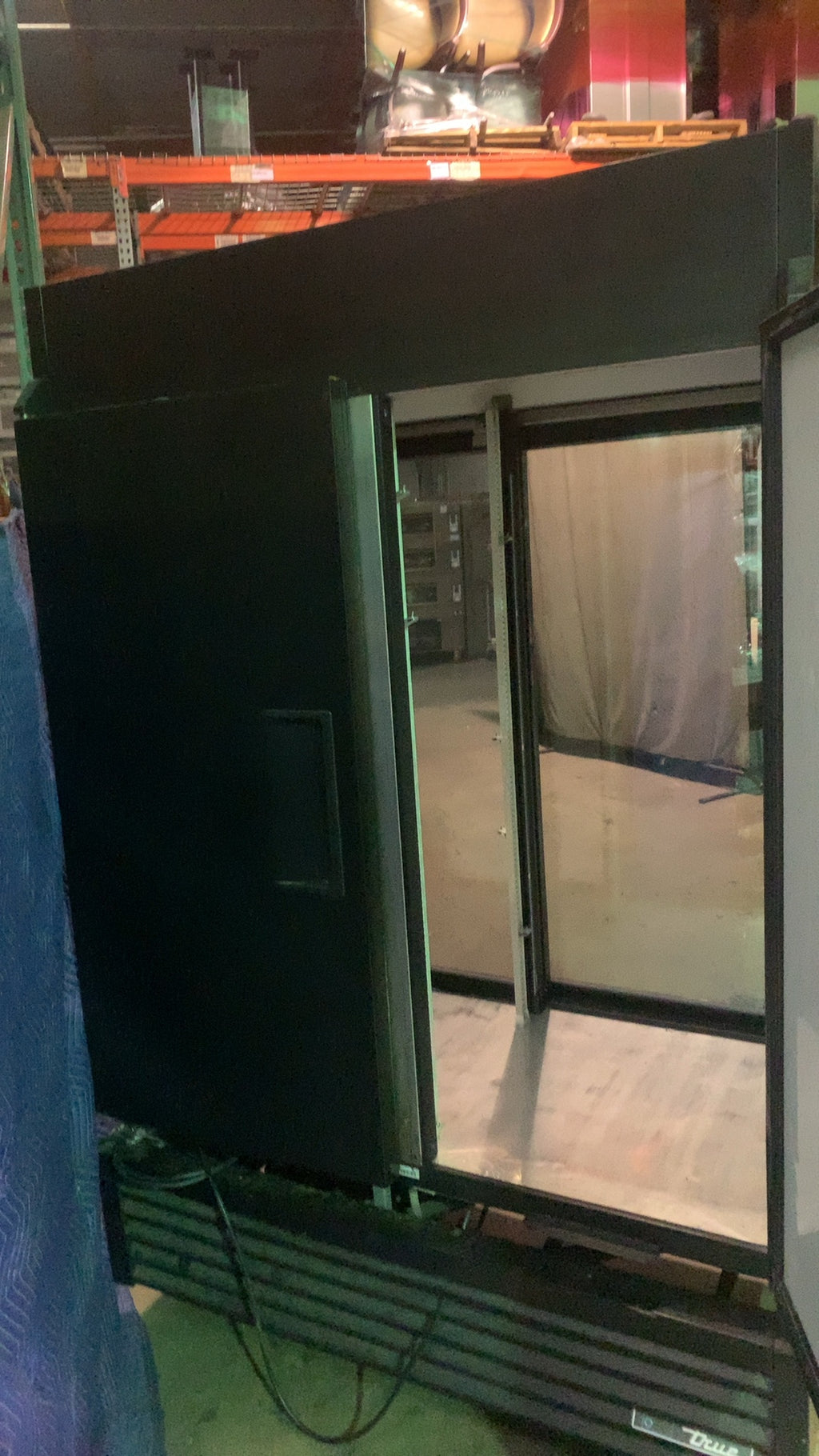 True GDM-47RL-HC-LD Display Refrigerator, Sliding Glass Door 2-Section R290 Refrigerant