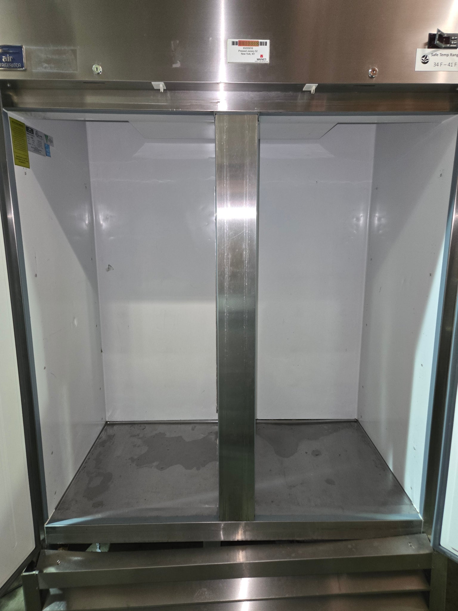 Arctic Air AR49E Commercial Refrigerator, Upright 2 Swing Doors Electric Stainless Steel