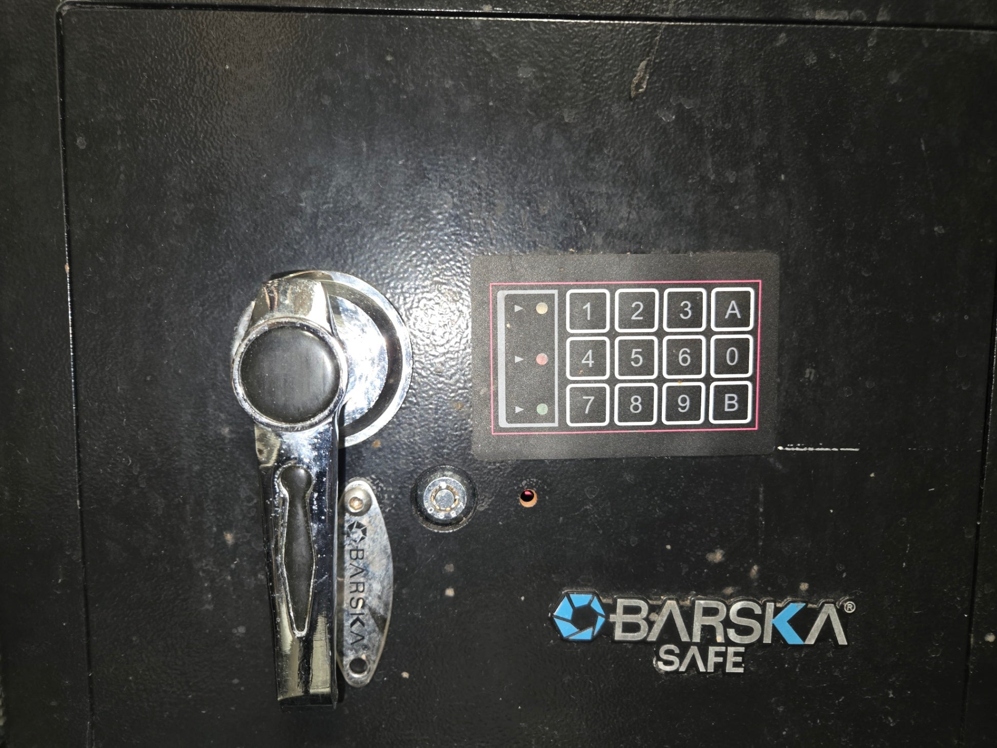 BARSKA Depository Safe Series Safe, Depository Electronic Keypad Lock Top Drawer