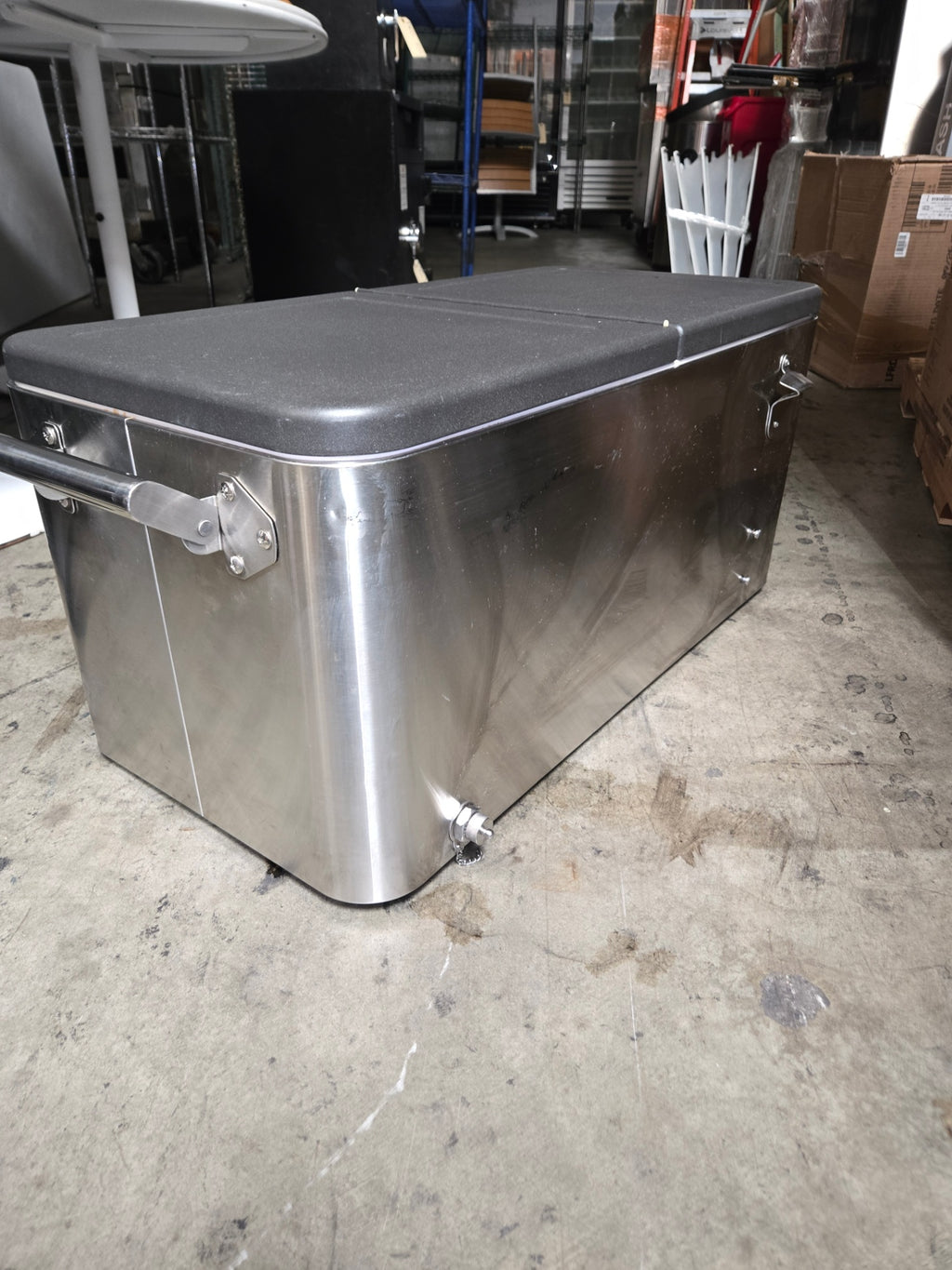 Stainless Steel Party Cooler, Party Split Lid Spigot Bottle Opener